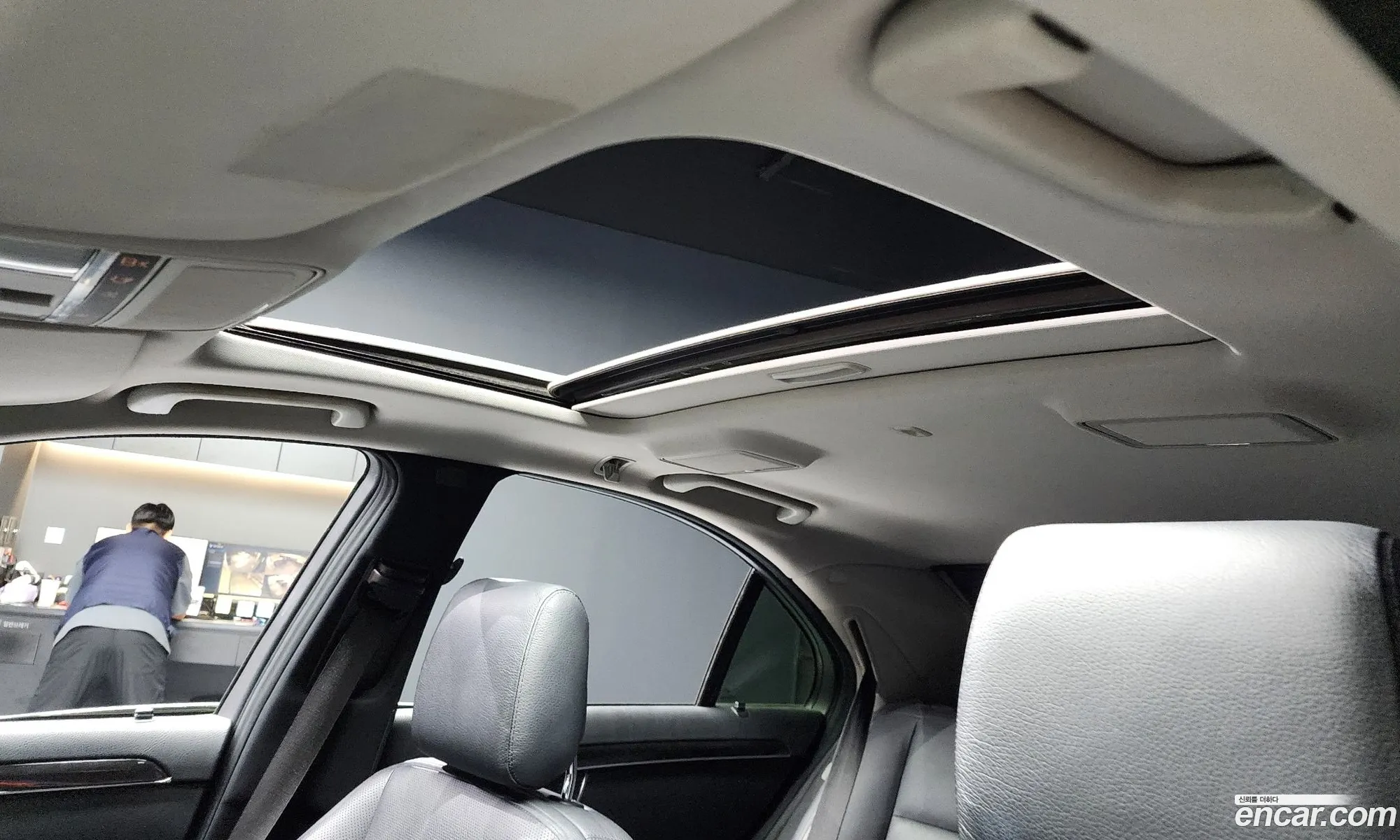 Mercedes-Benz S-Class W221 2012 — 13