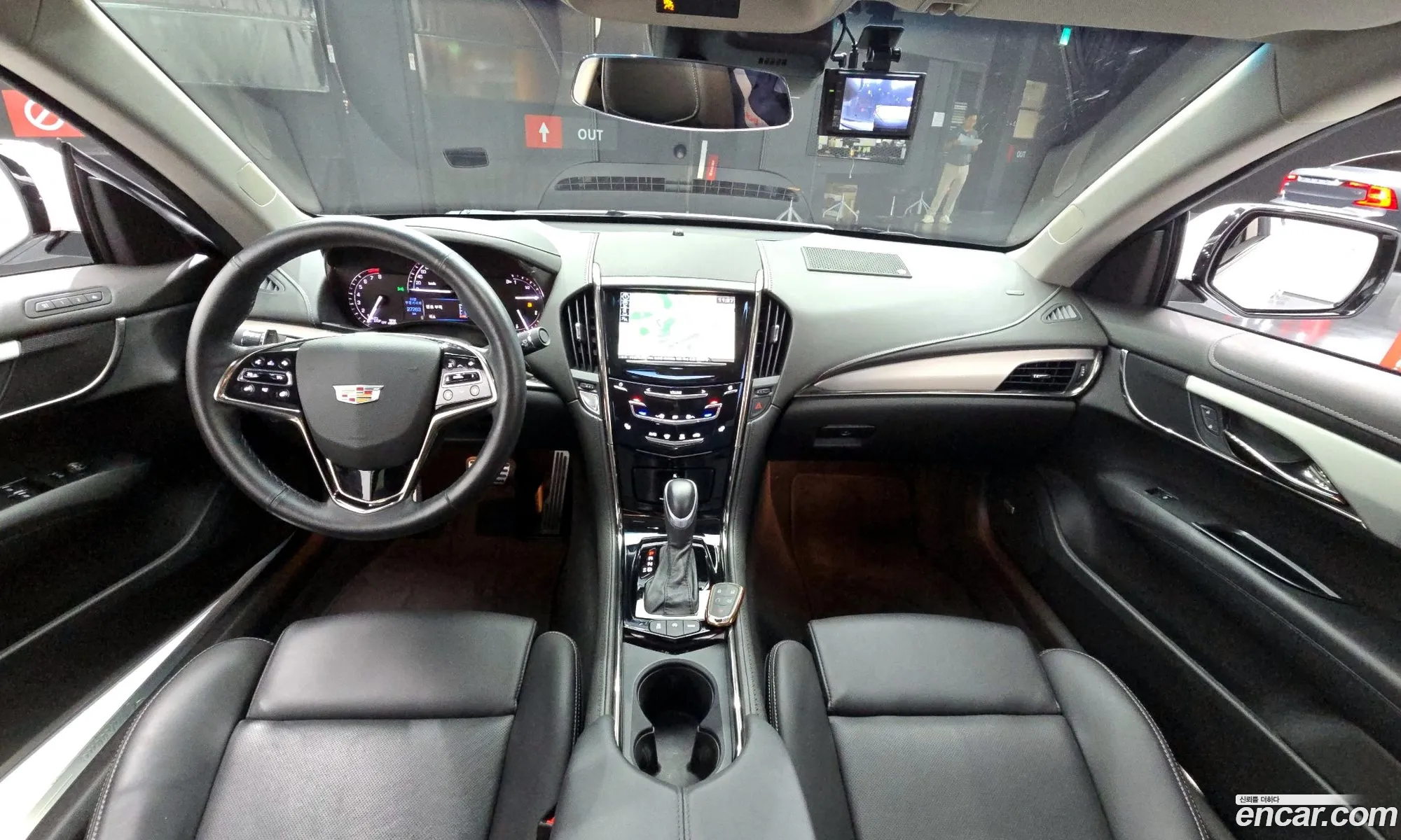 Cadillac ATS 2017 1G6A91RX1H0126043 — 17