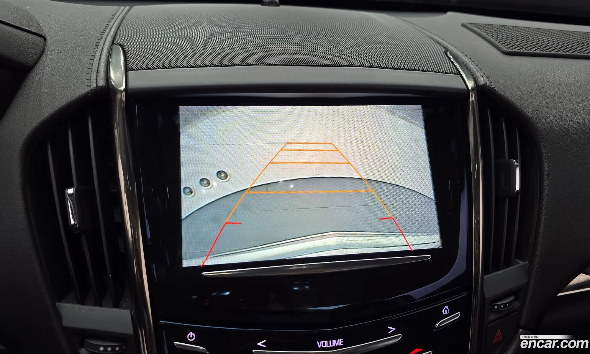 Cadillac ATS 2017 1G6A91RX1H0126043 — 12