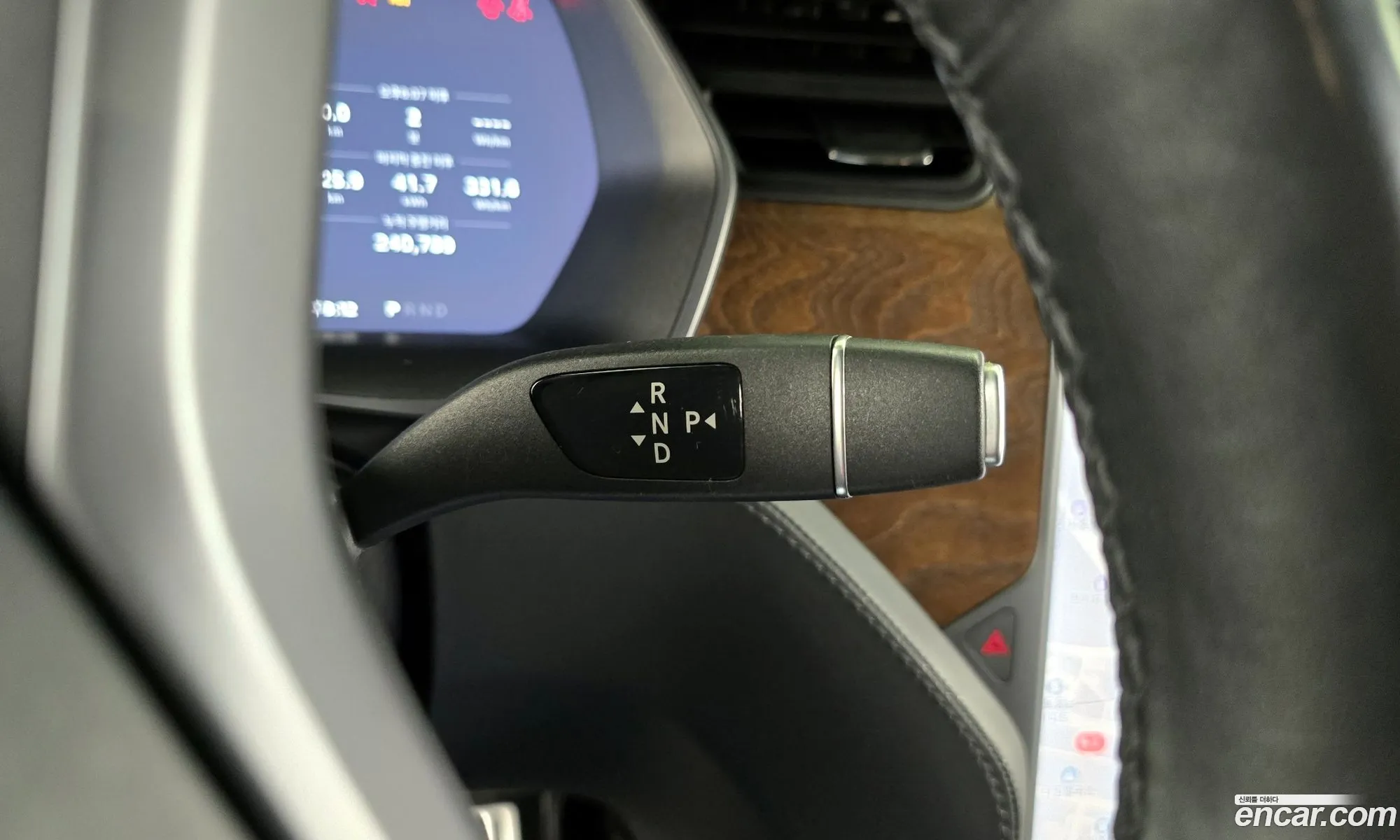 Tesla Model X 2018 5YJXCBE27JF131490 — 5