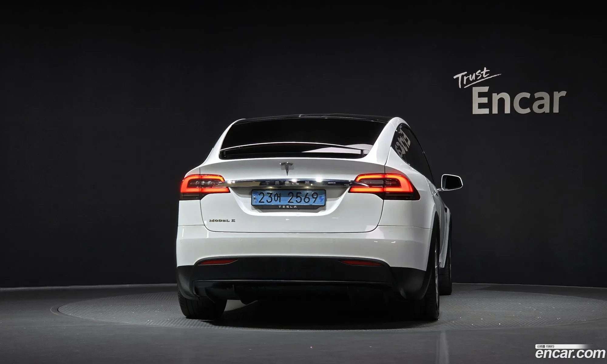 Tesla Model X 2018 5YJXCBE27JF131490 — 14
