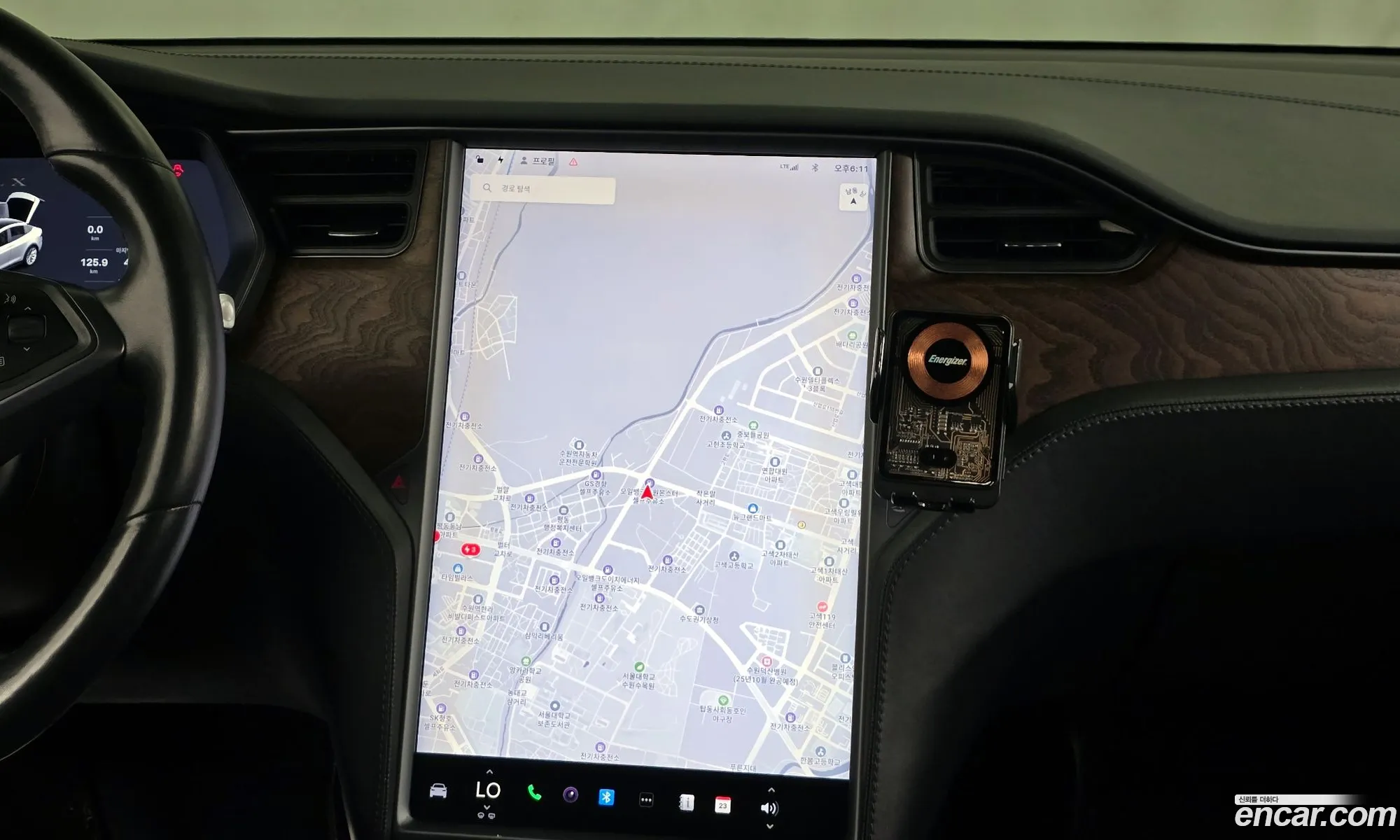 Tesla Model X 2018 5YJXCBE27JF131490 — 9