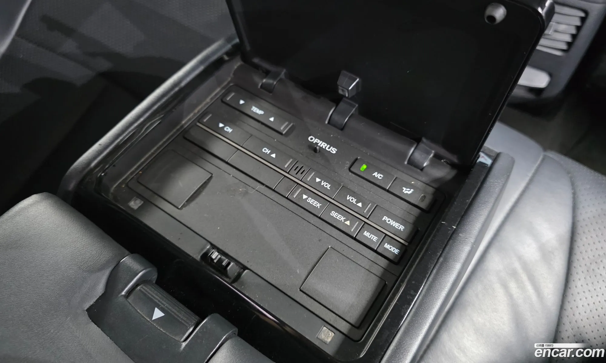 Kia Opirus Premium 2010 — 11
