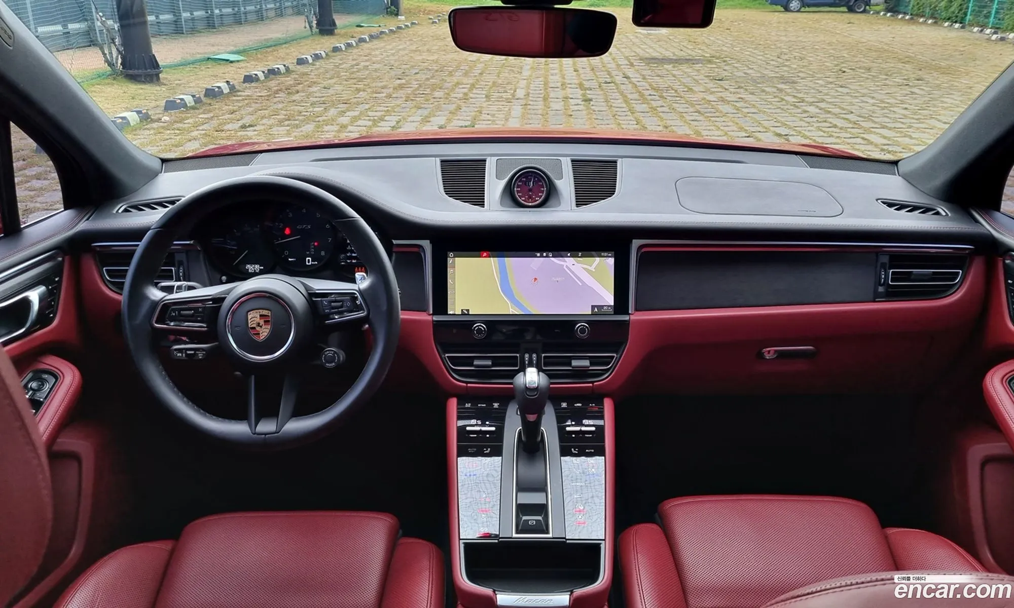Porsche Macan 2023 — 16