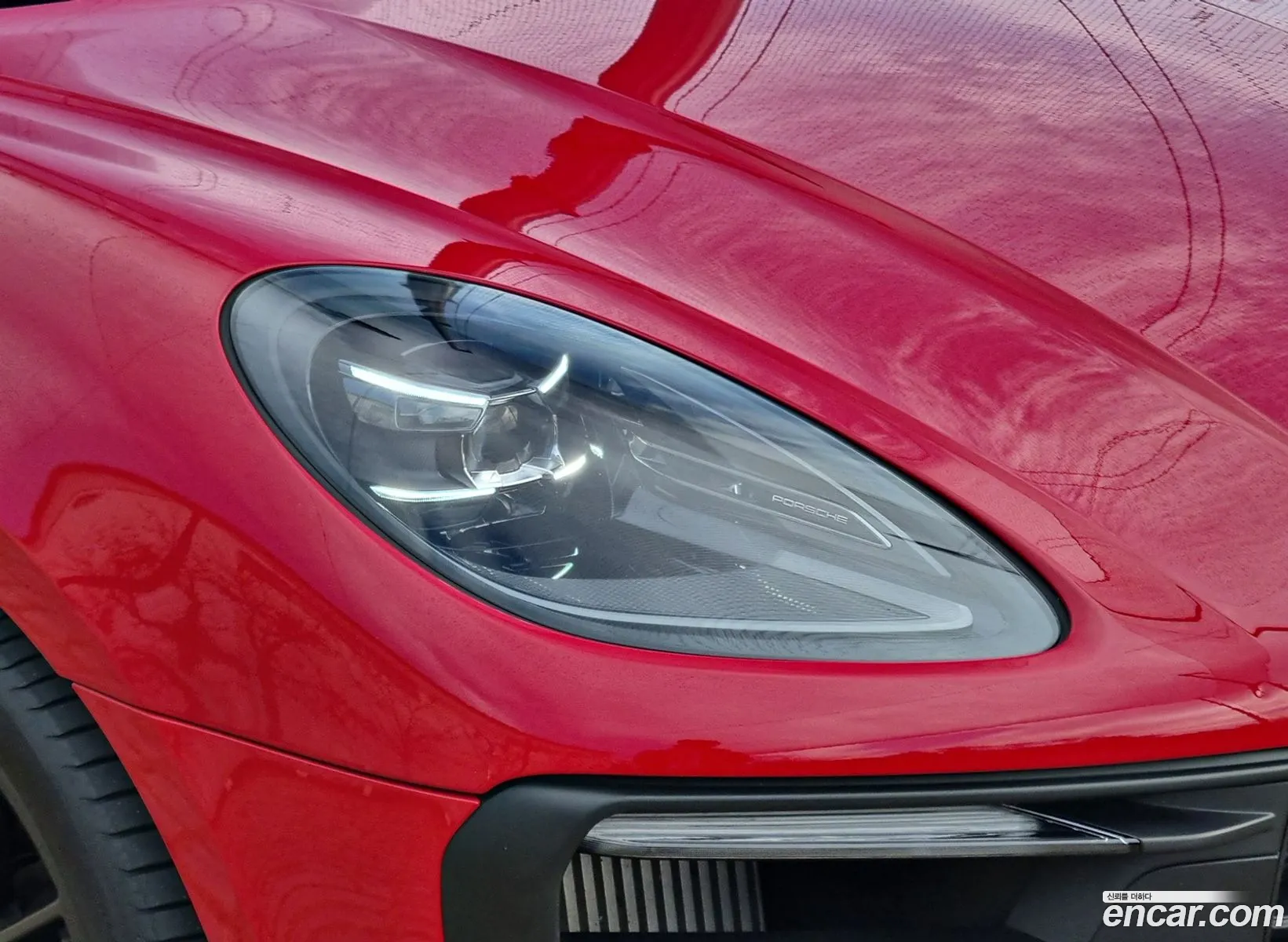Porsche Macan 2023 — 2