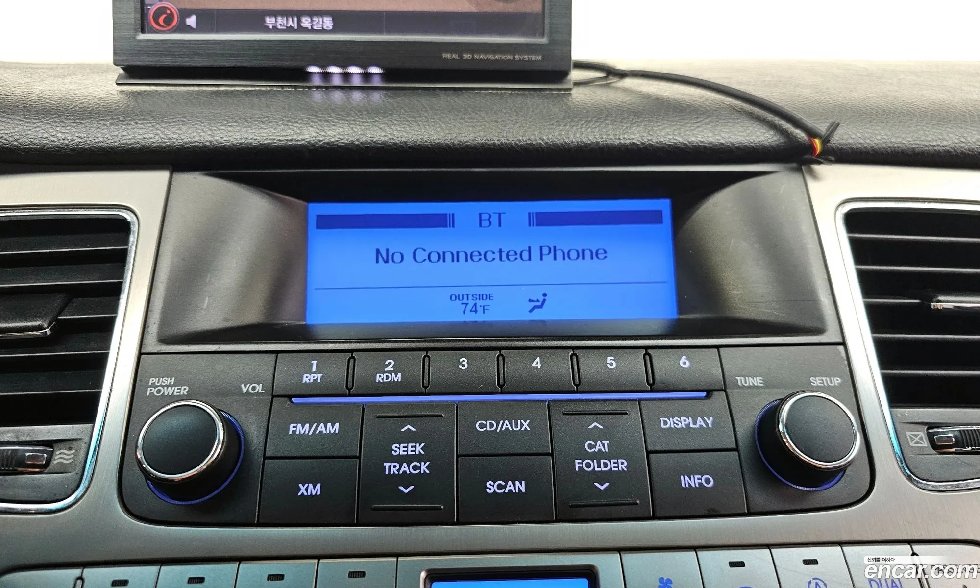 Hyundai Genesis 2010 — 17