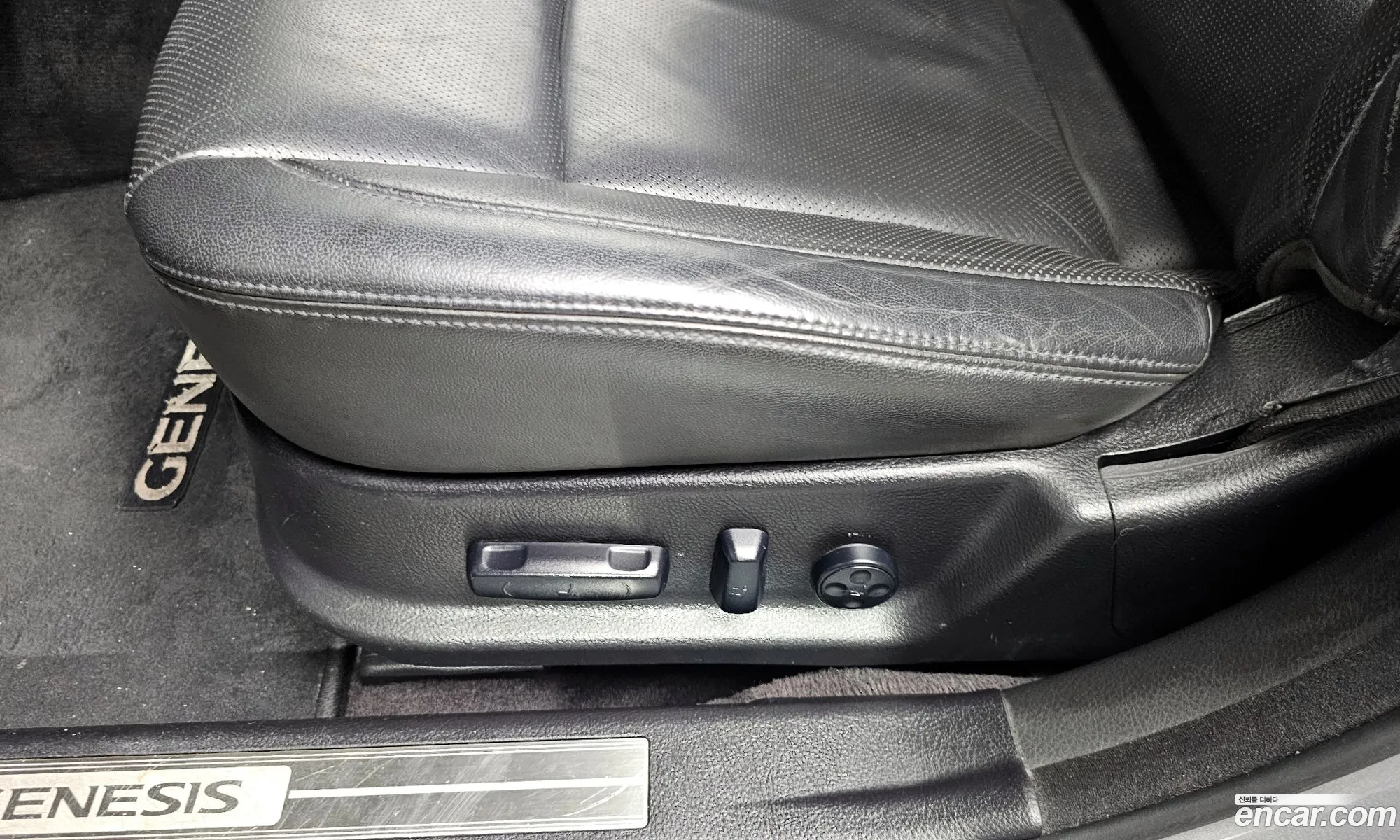 Hyundai Genesis 2010 — 9