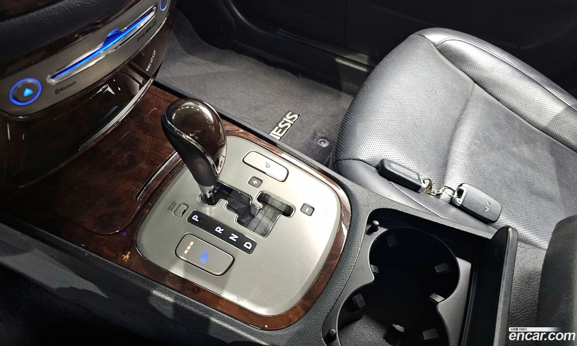 Hyundai Genesis 2010 — 2