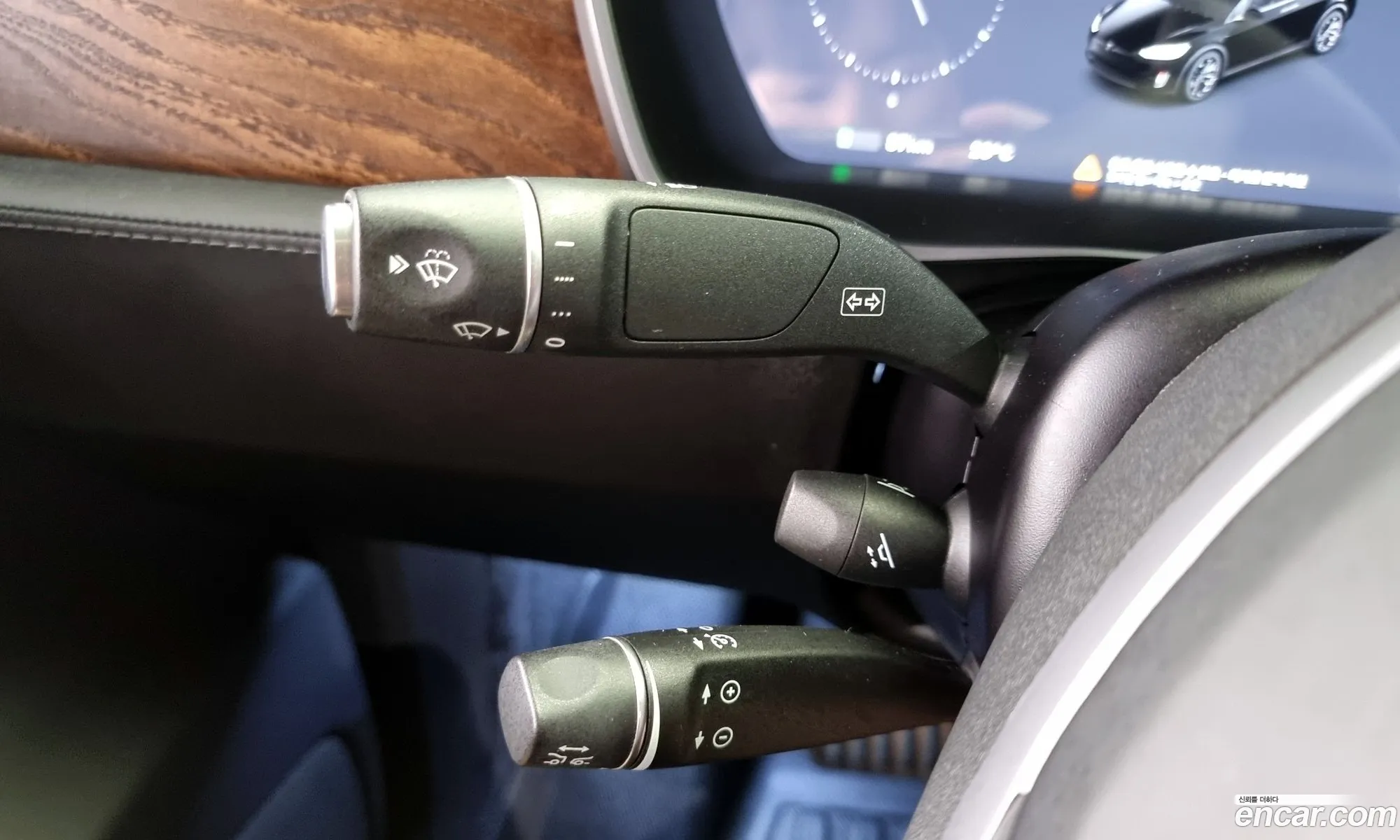 Tesla Model X 2018 5YJXCDE25JF128616 — 14