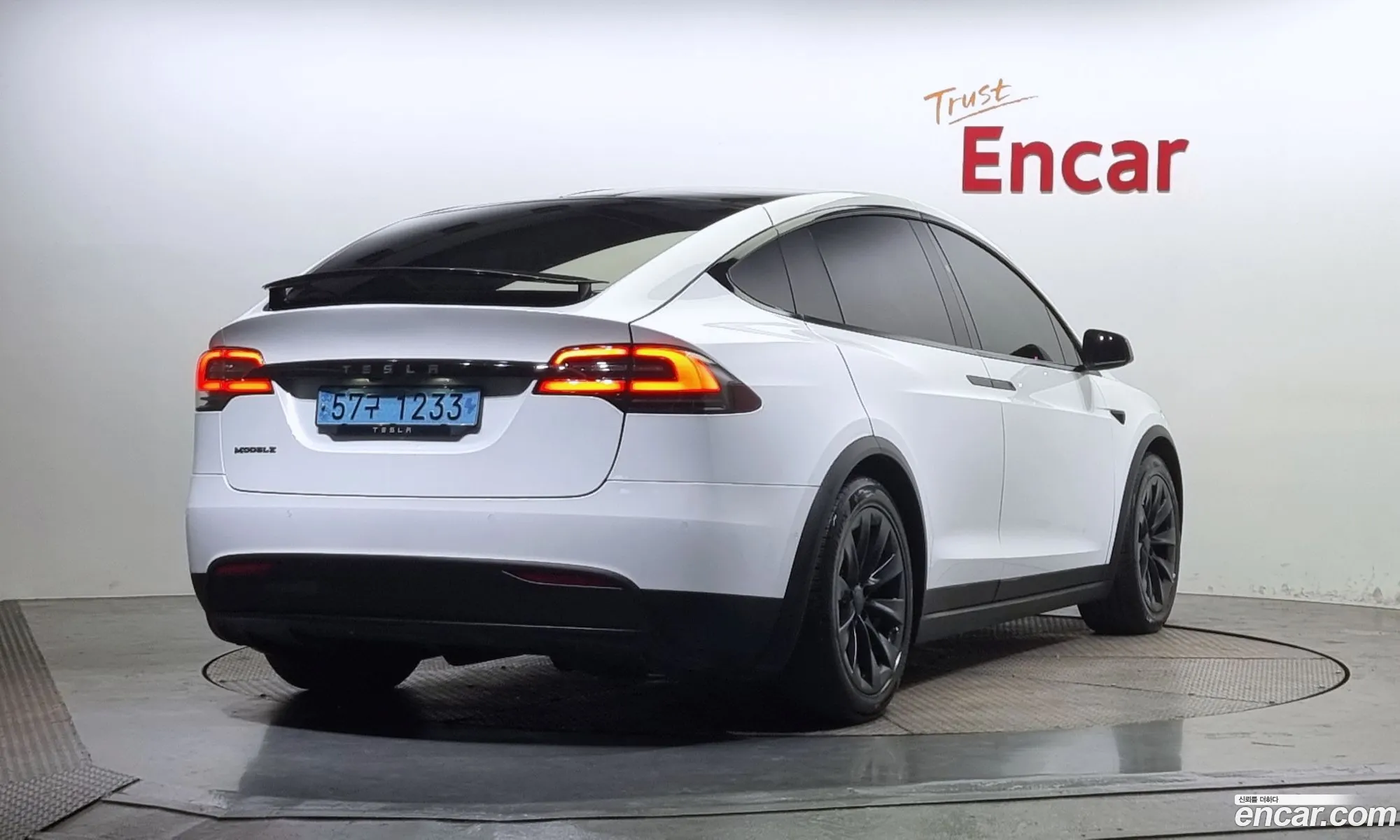 Tesla Model X 2018 5YJXCDE25JF128616 — 19