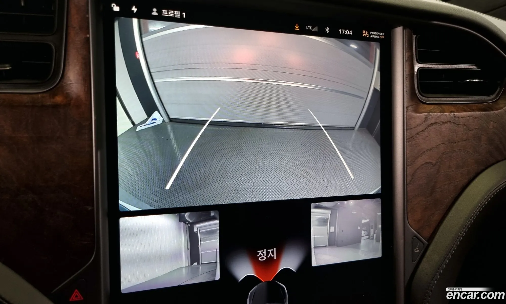 Tesla Model X 2018 5YJXCDE25JF128616 — 16
