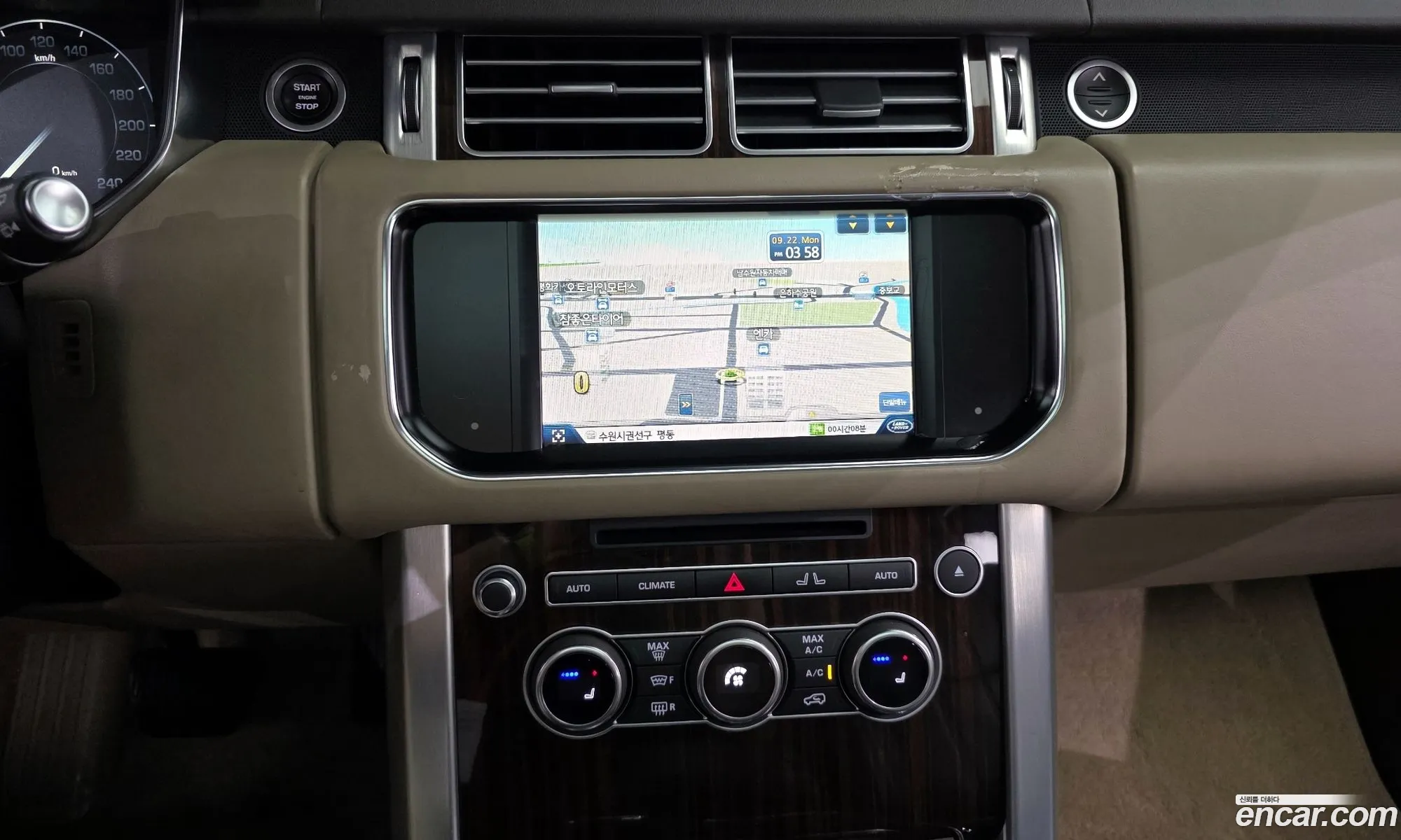 Land Rover Range Rover 2016 SALGA2JF2GA283279 — 11