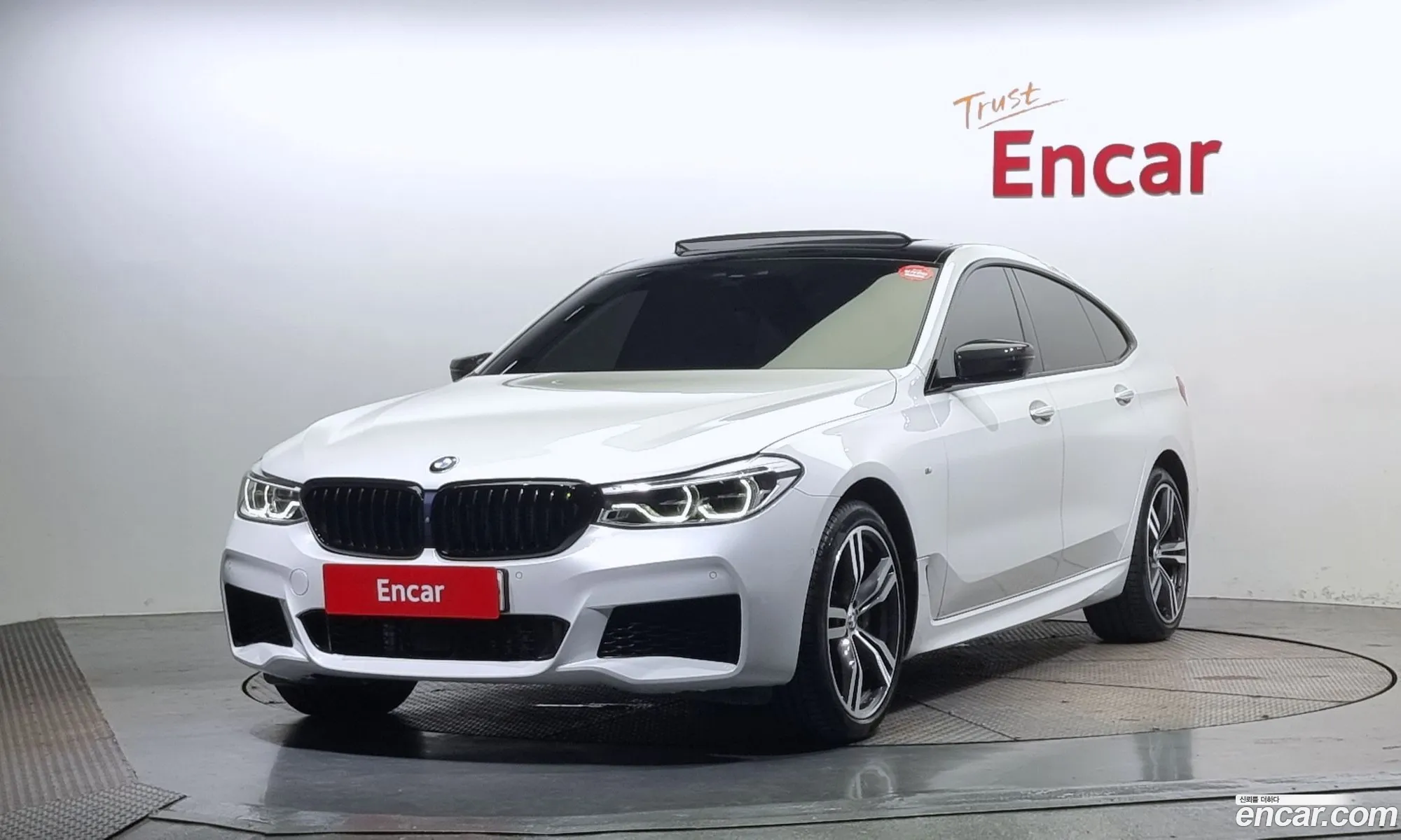 BMW 6 Series GT 2018 WBAJV6102JBL15764 — 12