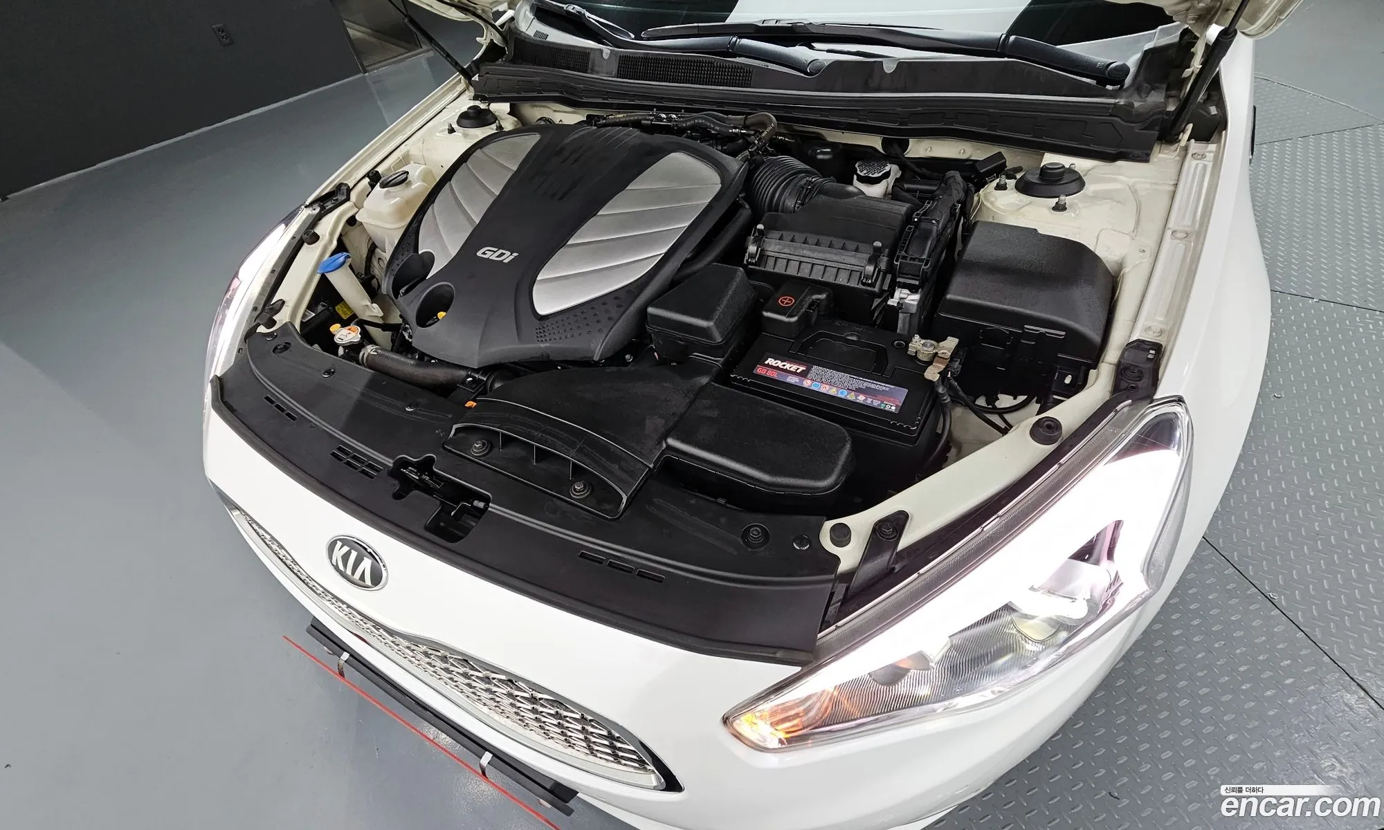 Kia K7 2014 — 10