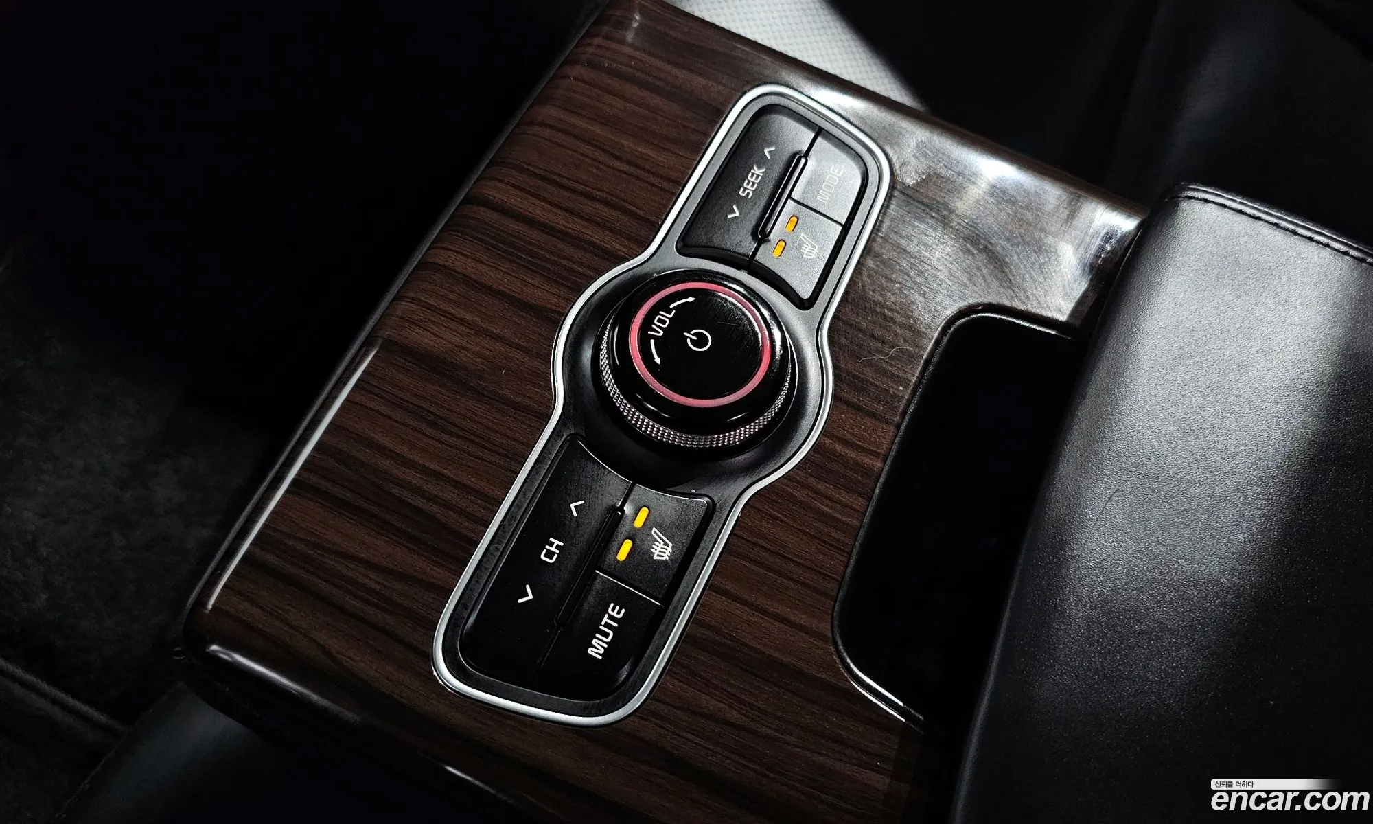 Kia K7 2014 — 18