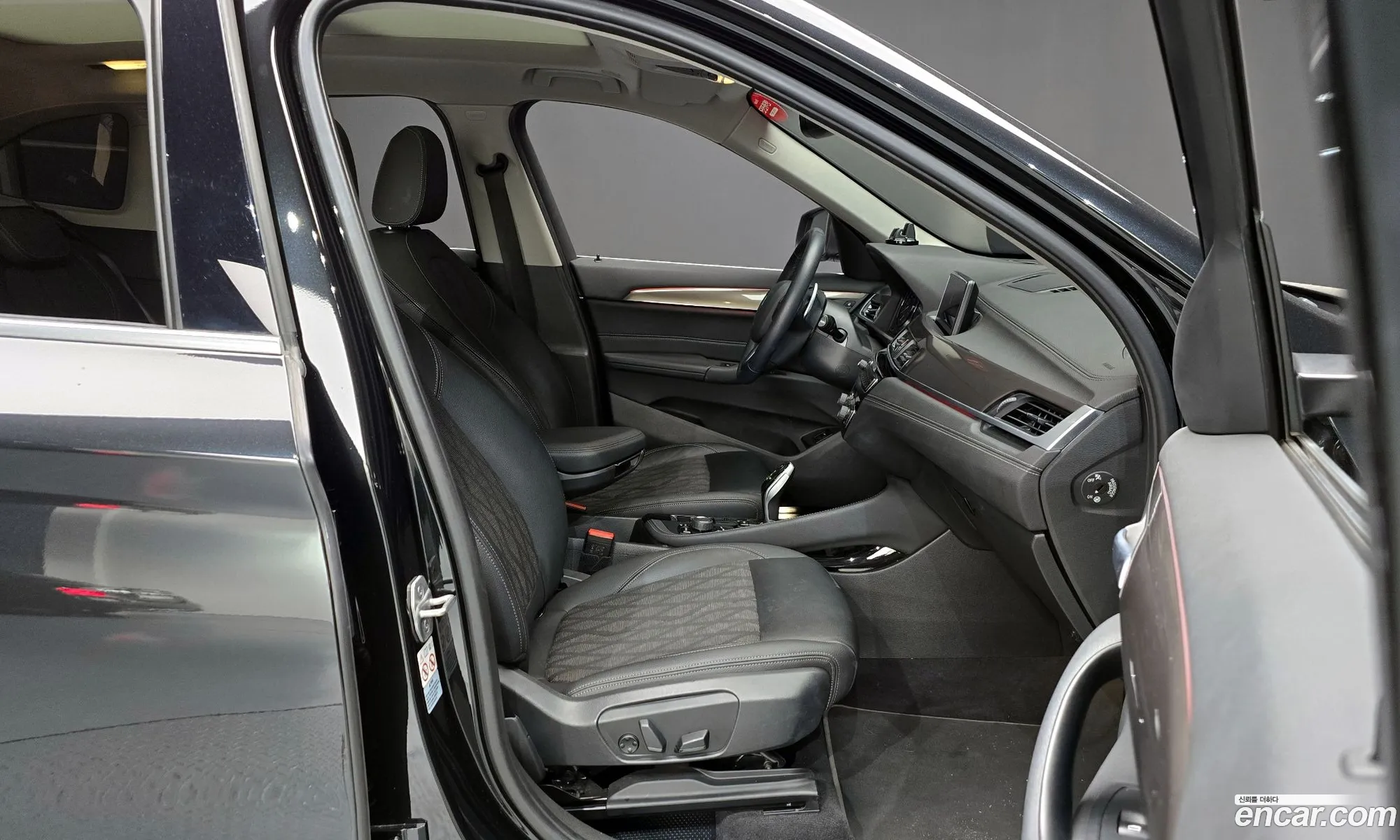 BMW X1 2021 WBA11DG06M5S54106 — 6
