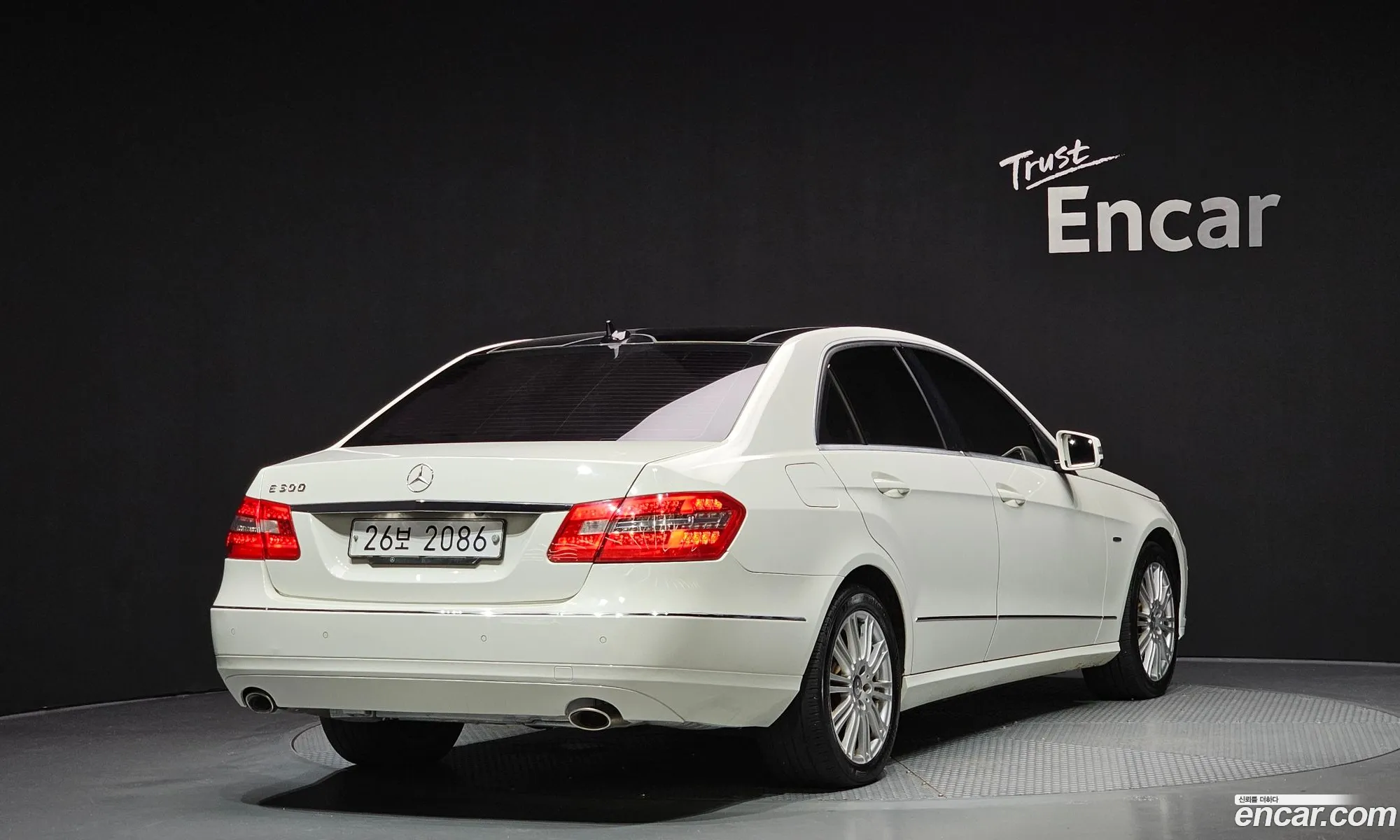 Mercedes-Benz E-Class W212 2012 WDDHF5FB7CA593674 — 20