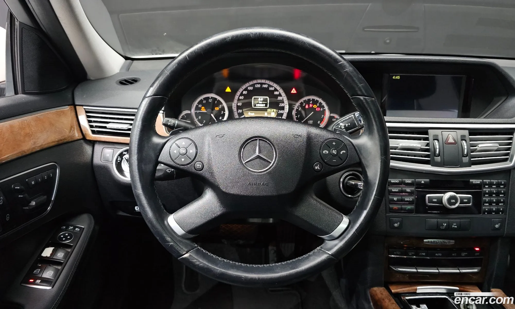 Mercedes-Benz E-Class W212 2012 WDDHF5FB7CA593674 — 4