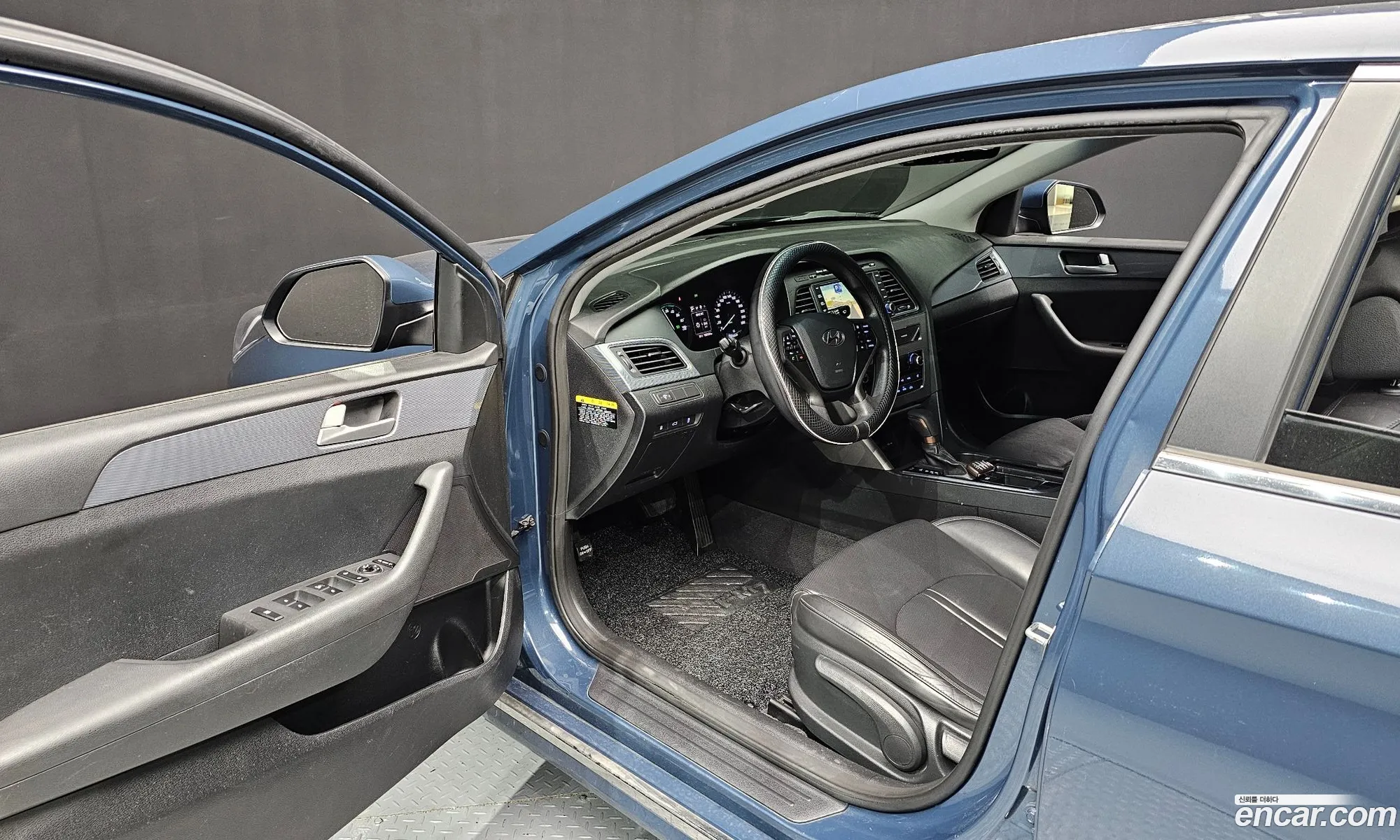 Hyundai LF Sonata Hybrid 2015 — 6