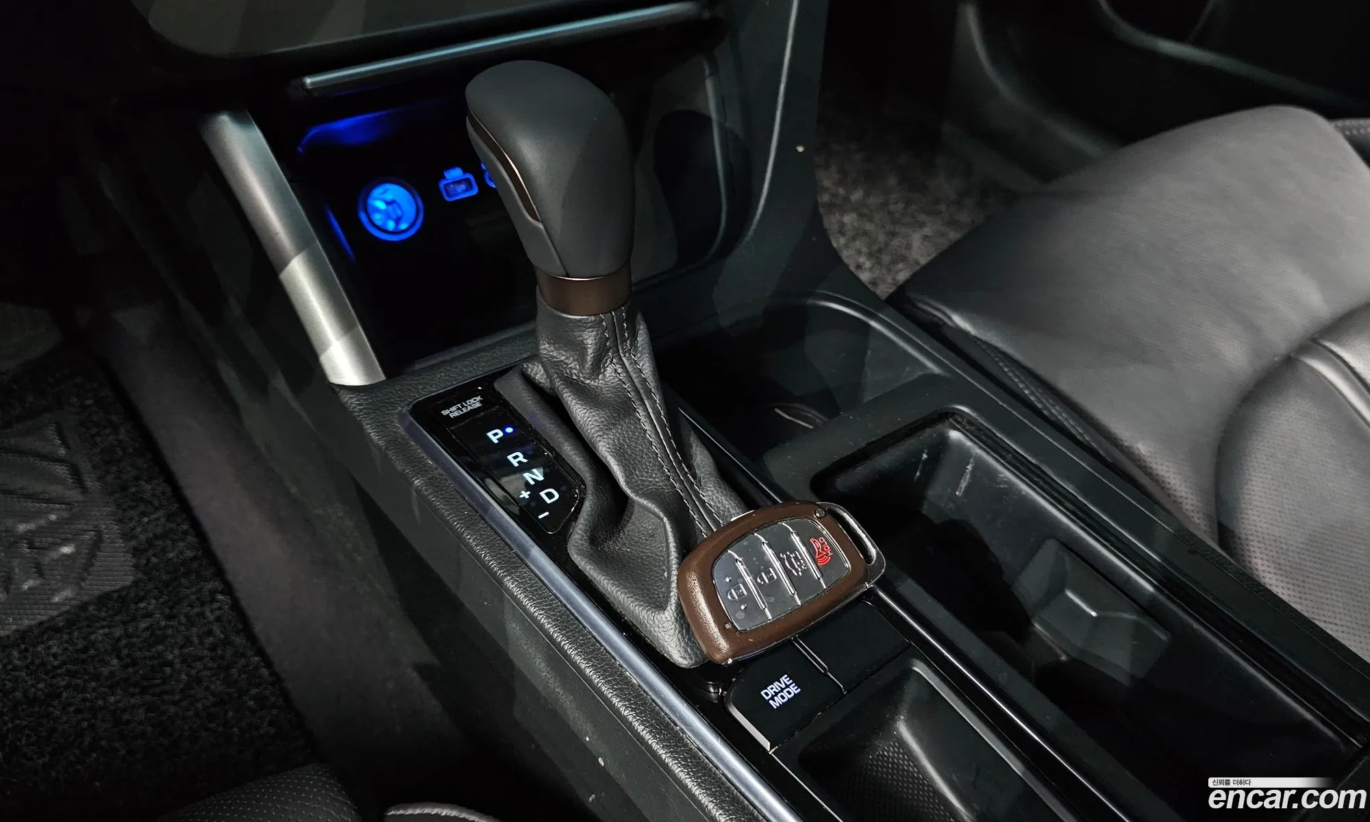 Hyundai LF Sonata Hybrid 2015 — 3