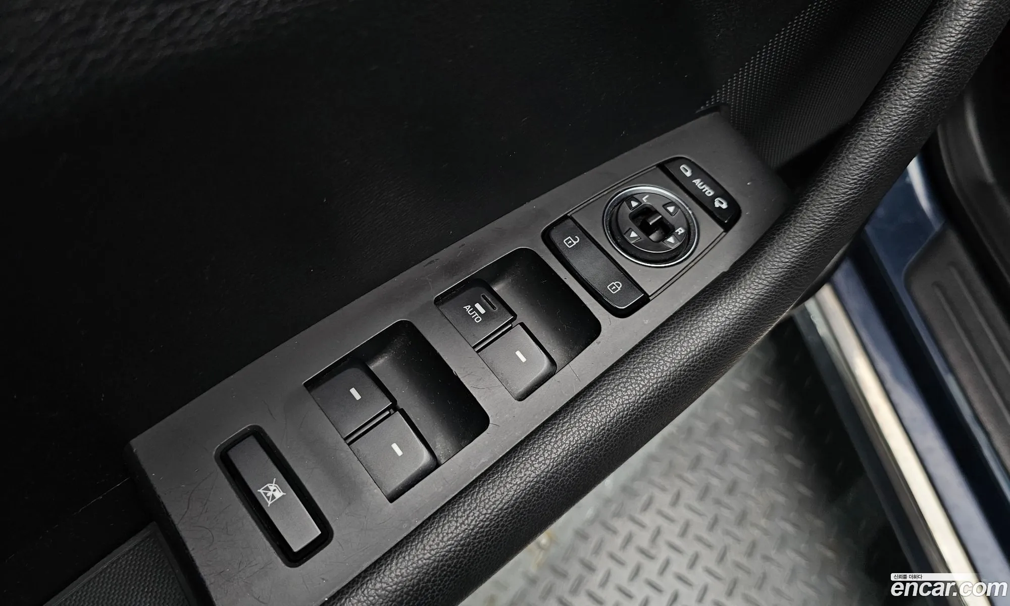 Hyundai LF Sonata Hybrid 2015 — 18