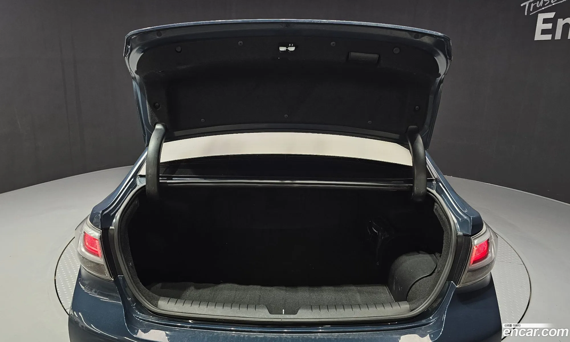 Hyundai LF Sonata Hybrid 2015 — 11