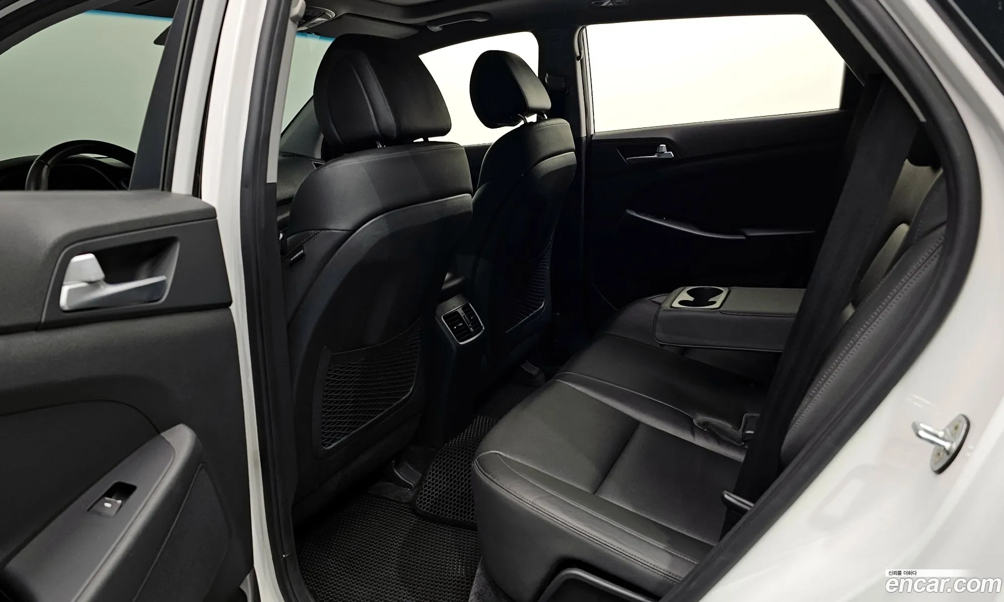 Hyundai Tucson 2017 — 16