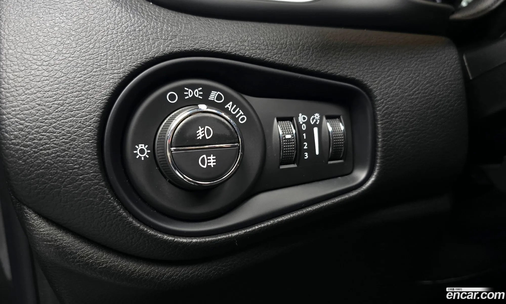 Jeep Renegade 2021 1C4NJCBB7MPN48206 — 10