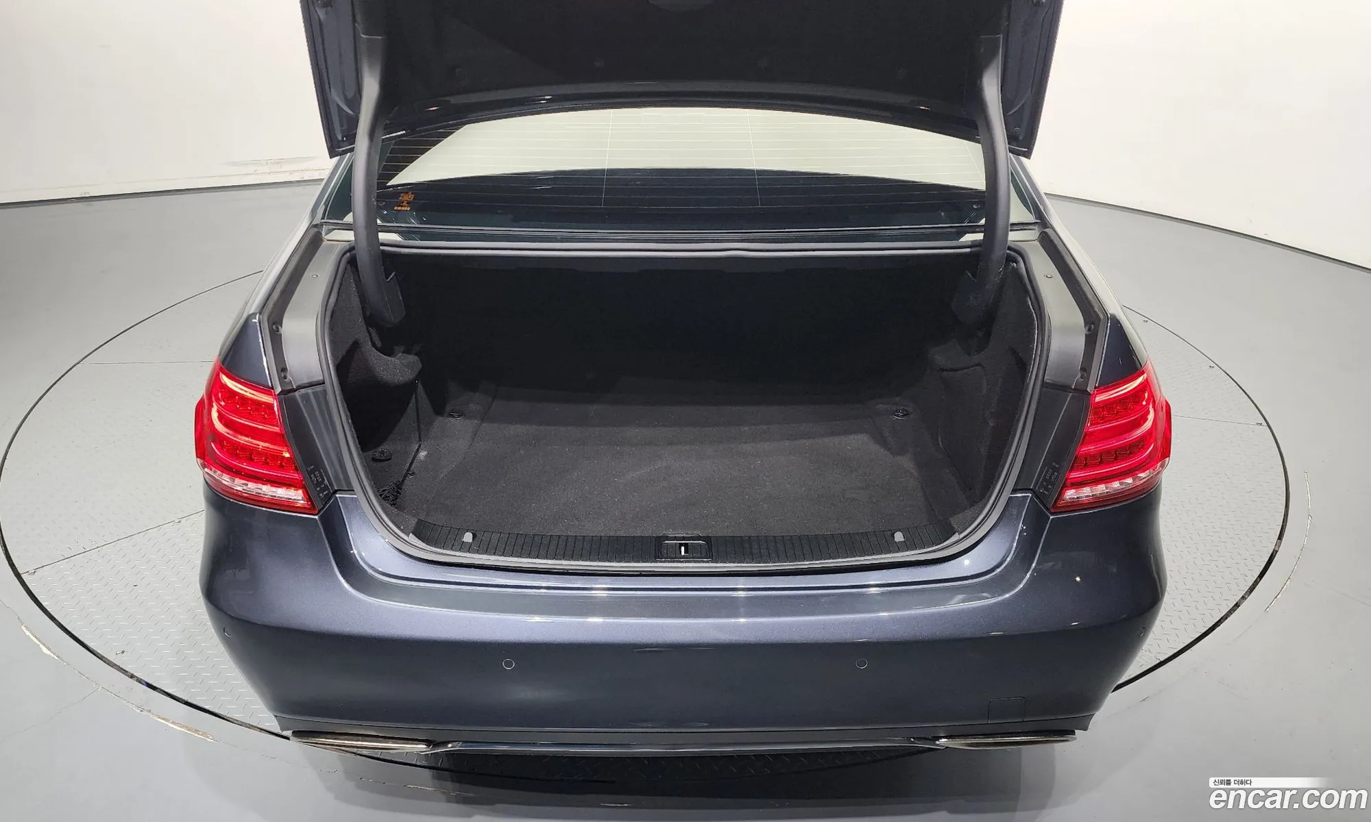 Mercedes-Benz E-Class W212 2015 WDDHF0AB1FB128087 — 15