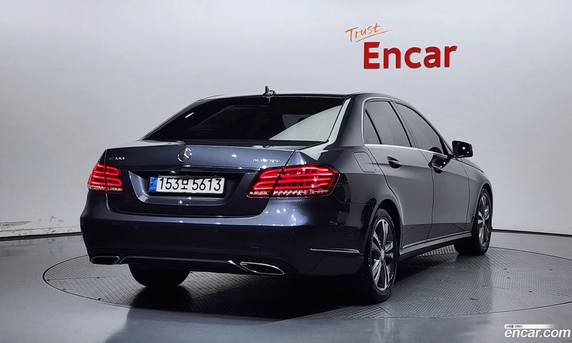 Mercedes-Benz E-Class W212 2015 WDDHF0AB1FB128087 — 10