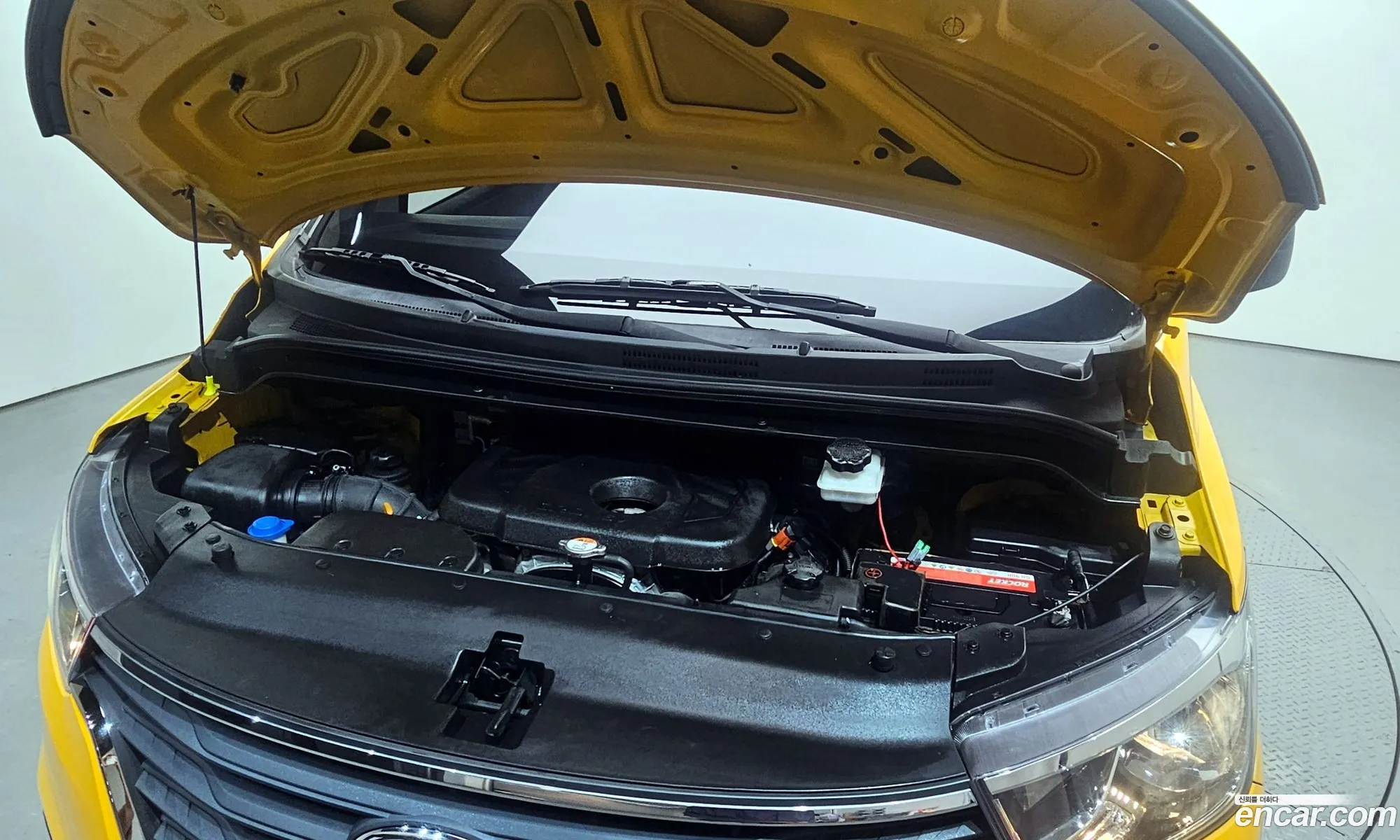 Hyundai Grand Starex 2019 — 20