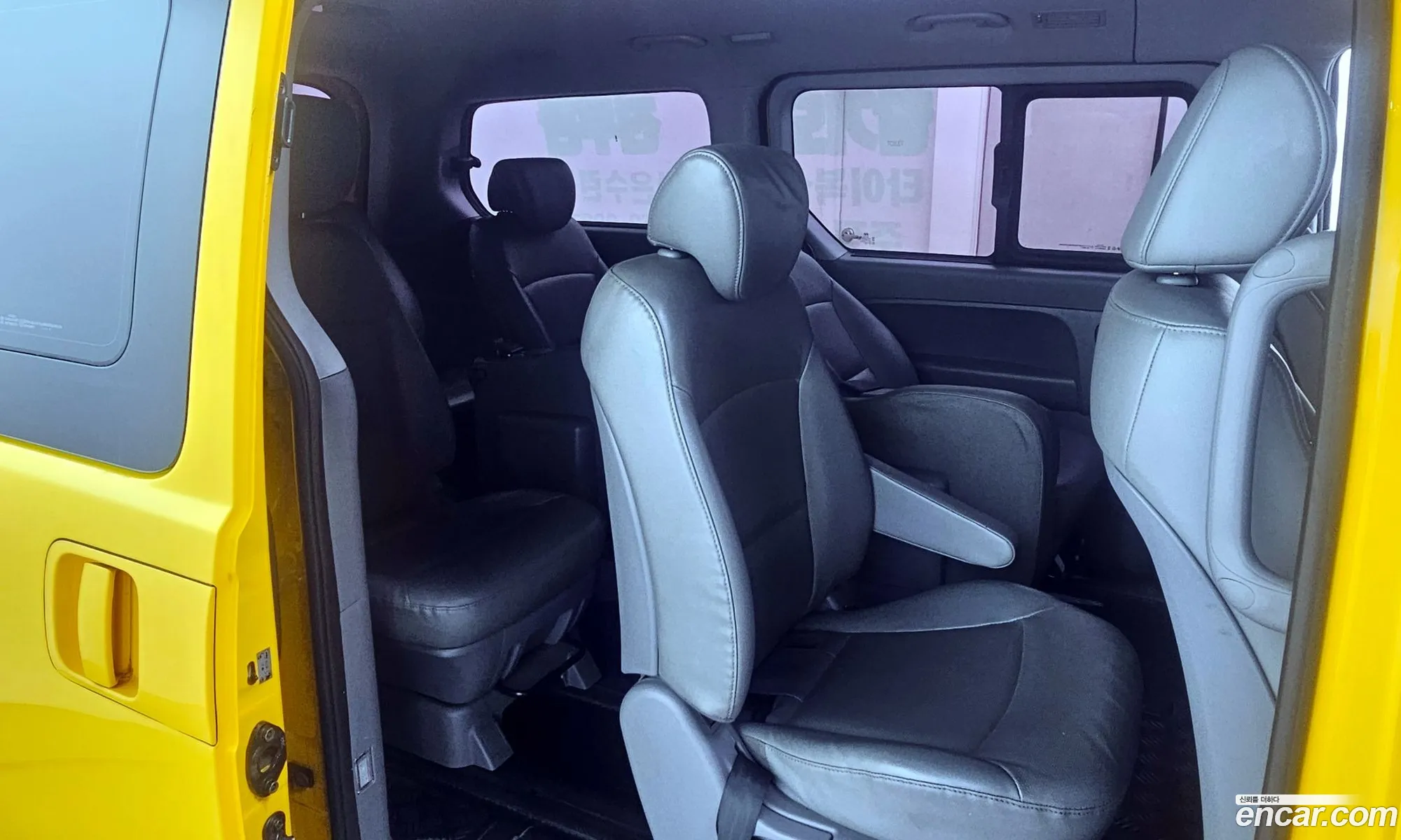 Hyundai Grand Starex 2019 — 18