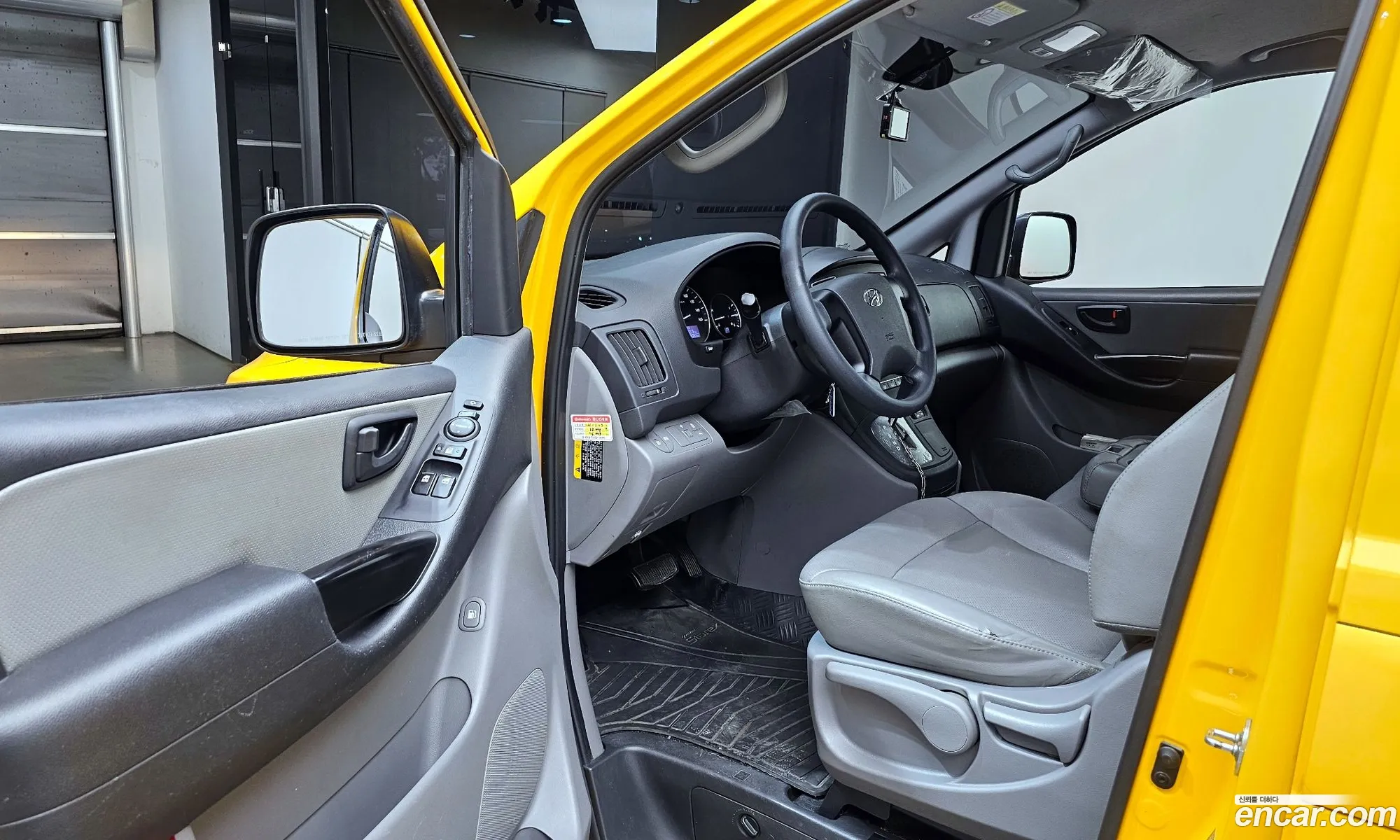 Hyundai Grand Starex 2019 — 19