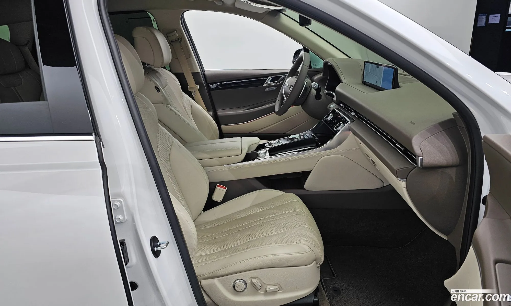 Genesis GV80 2023 — 18