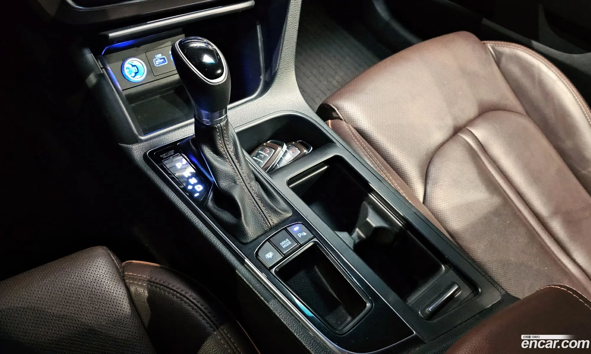 Hyundai LF Sonata 2017 — 12