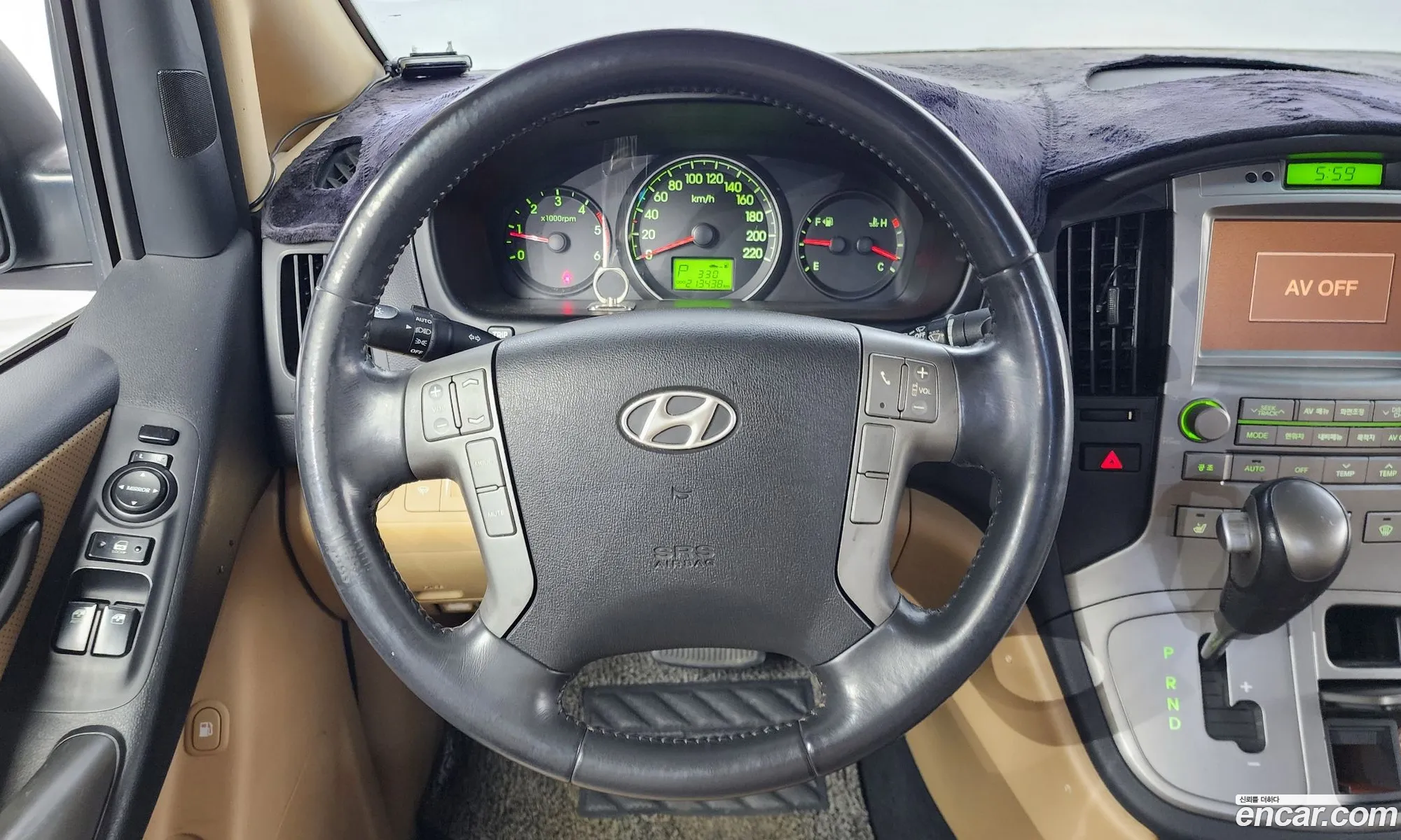 Hyundai Grand Starex 2007 — 2