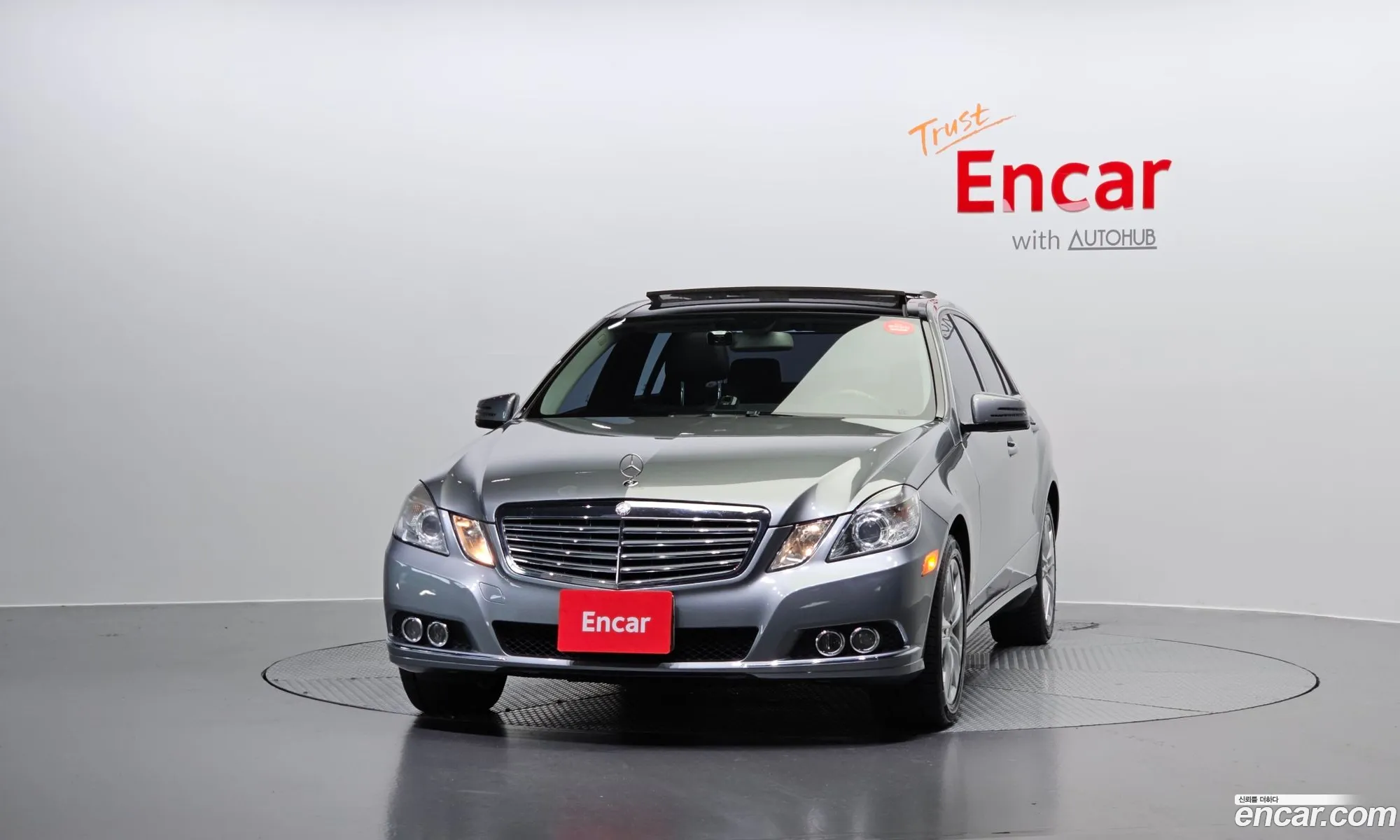 Mercedes-Benz E-Class W212 2010 WDDHF8HB4AA238599 — 16