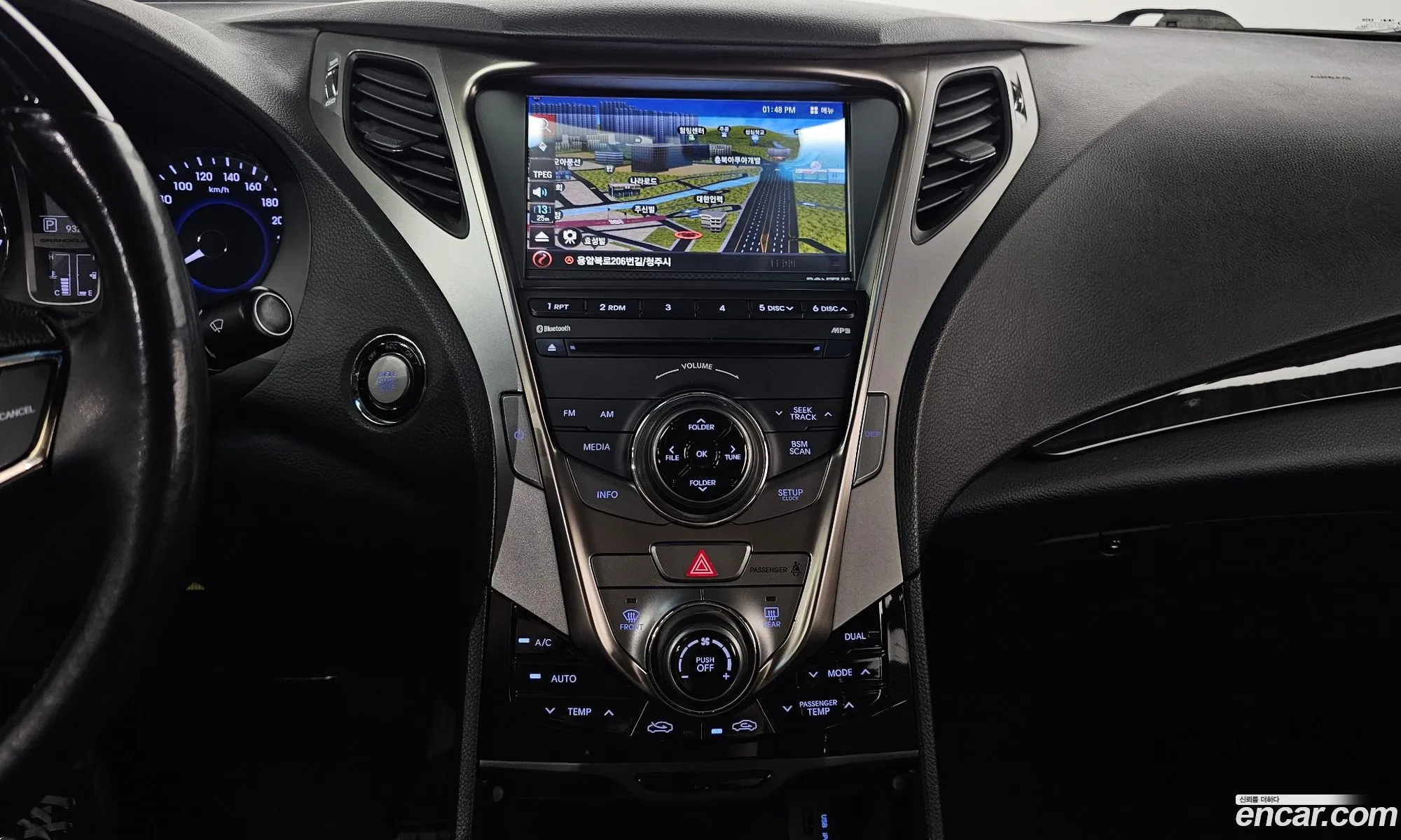 Hyundai Grandeur HG 2012 — 18