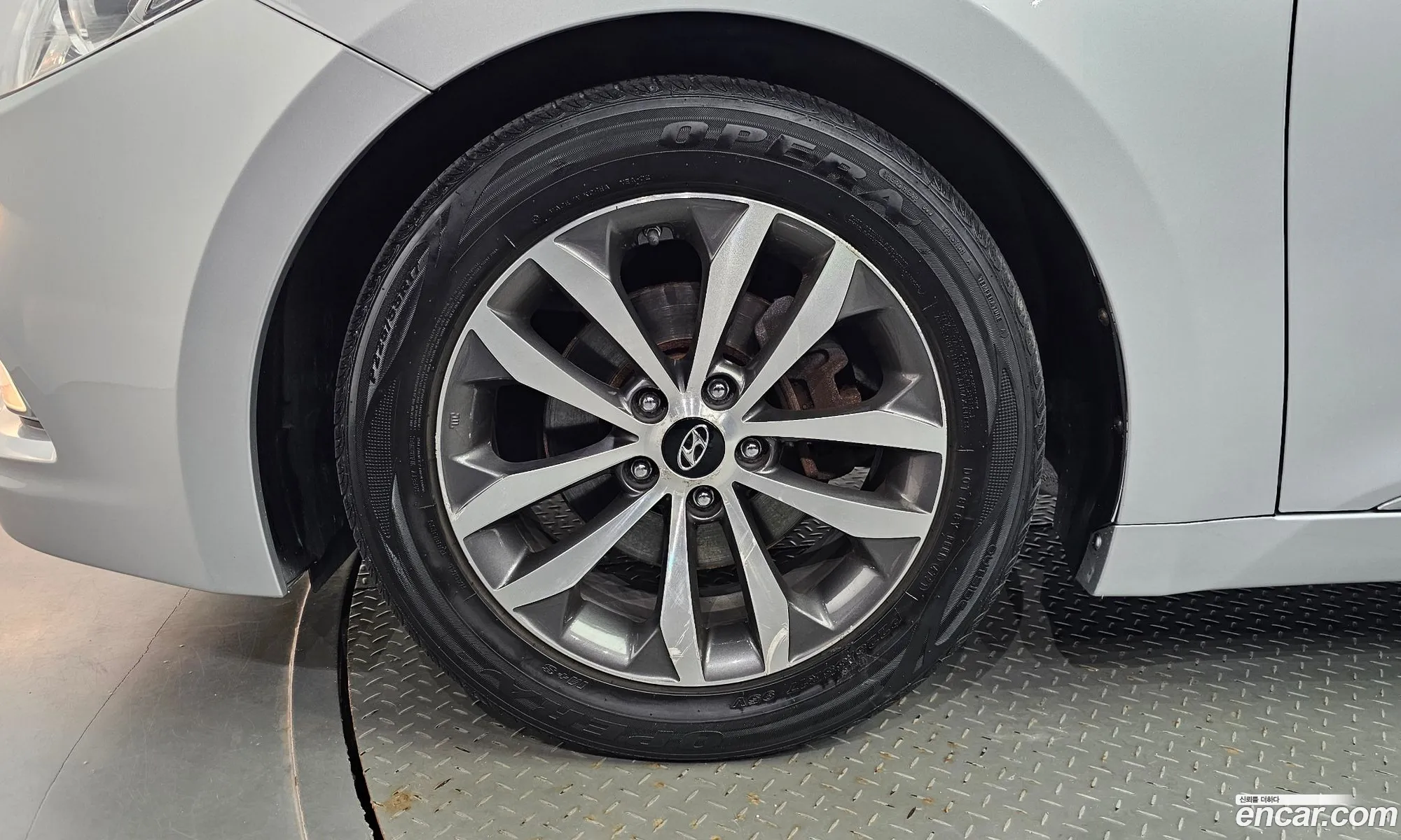 Hyundai Grandeur HG 2012 — 9