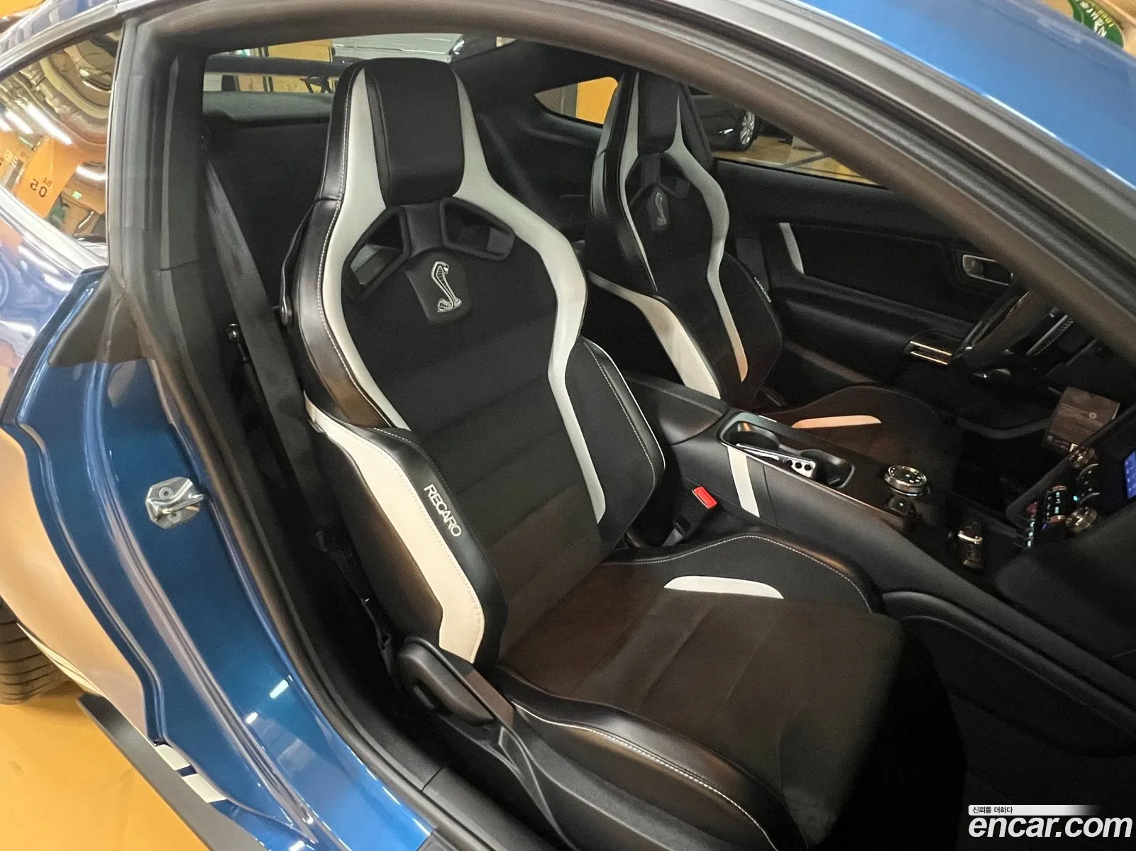 Ford Mustang 2020 — 12