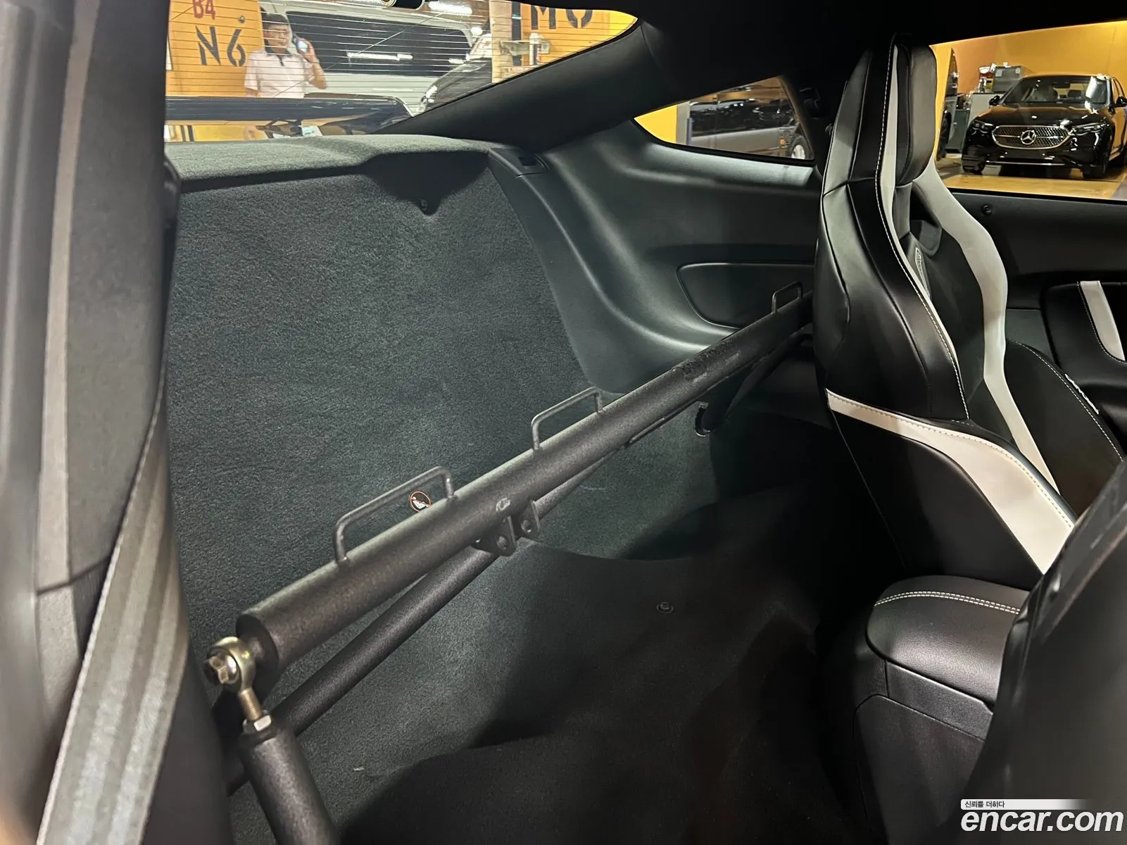 Ford Mustang 2020 — 4