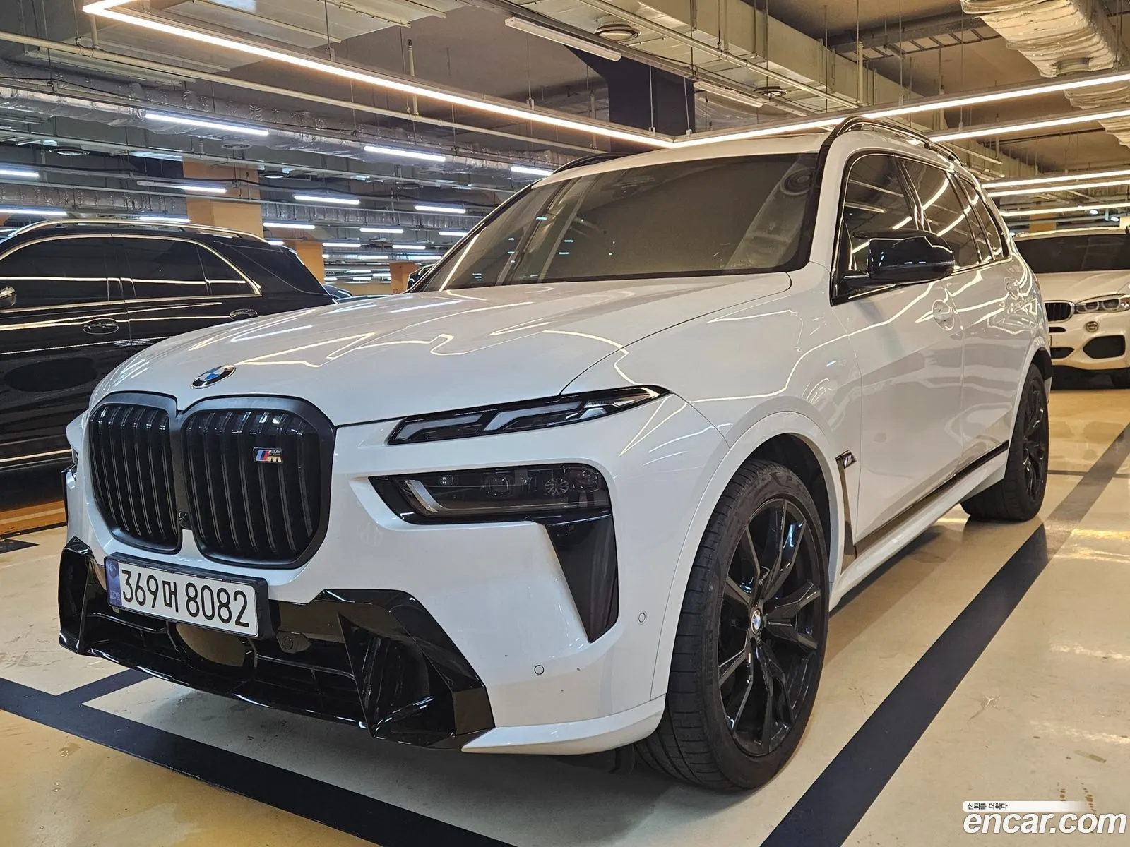 BMW X7 2023 — 8