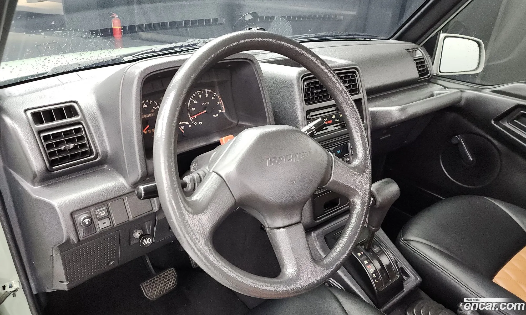 Chevrolet Tracker 1994 2CNBJ18U6R6931265 — 9