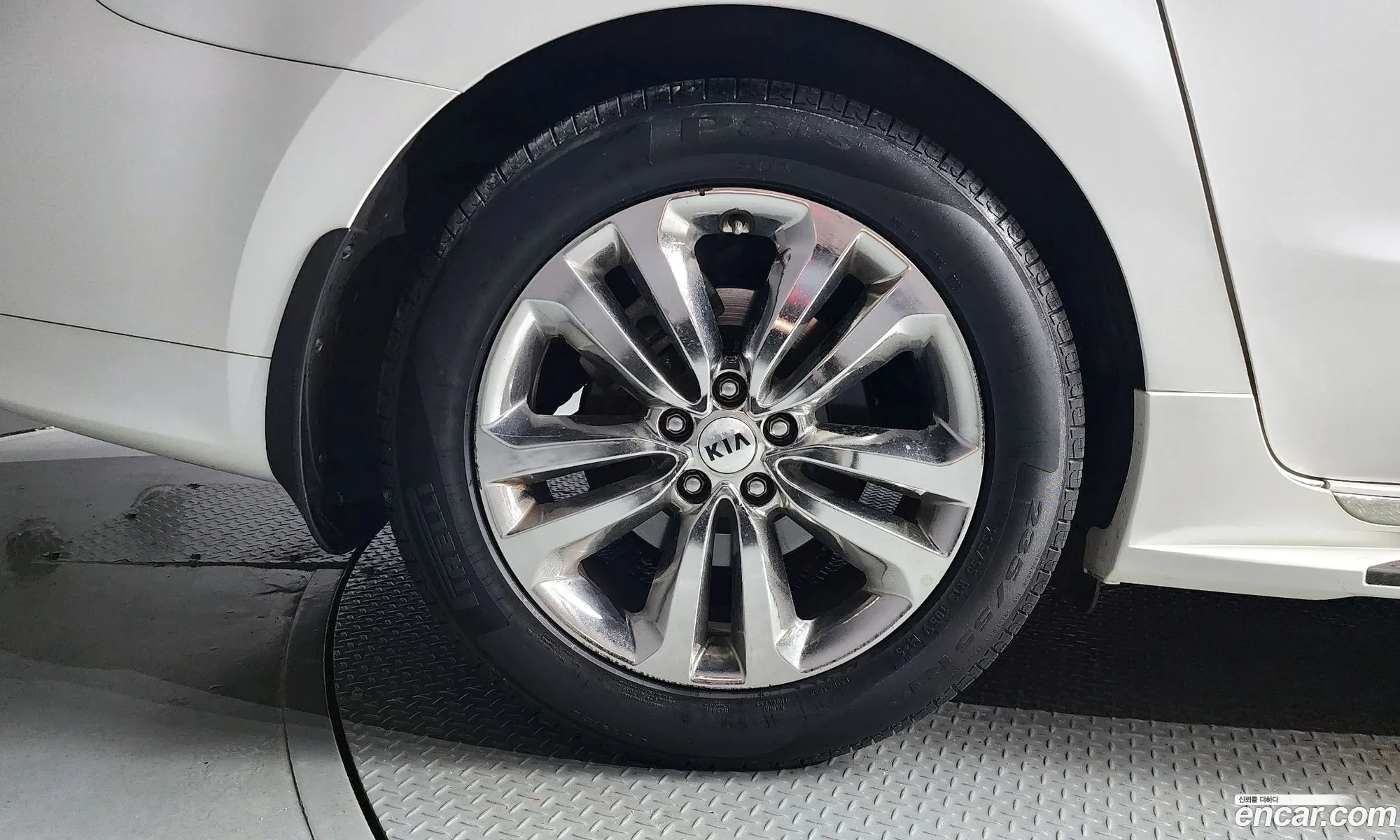 Kia Carnival 2016 — 8