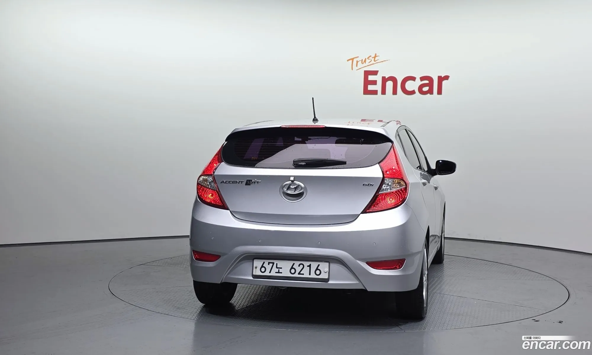 Hyundai Accent 2012 — 16