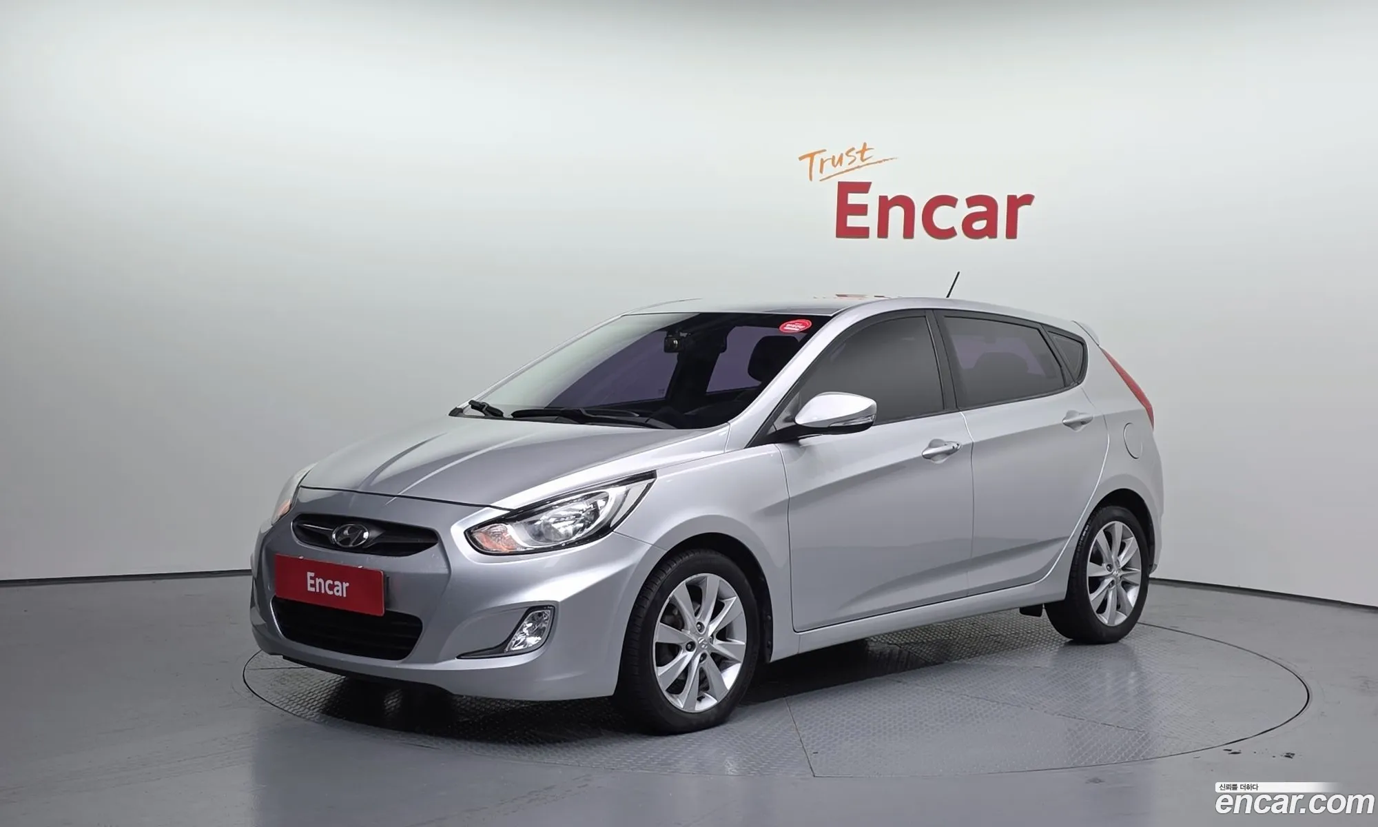Hyundai Accent 2012 — 9