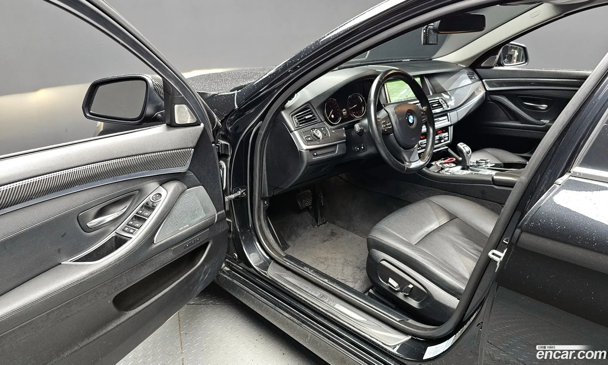 BMW 5 Series 2013 WBA5A7106ED176915 — 7