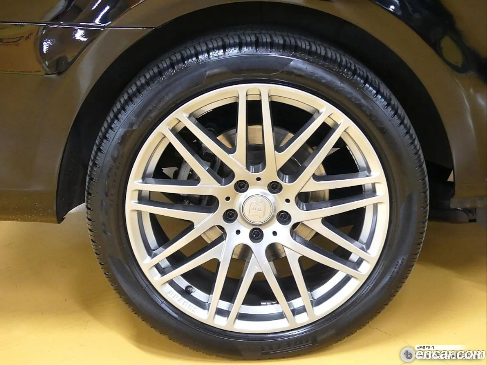 Mercedes-Benz V-Class 2020 — 5