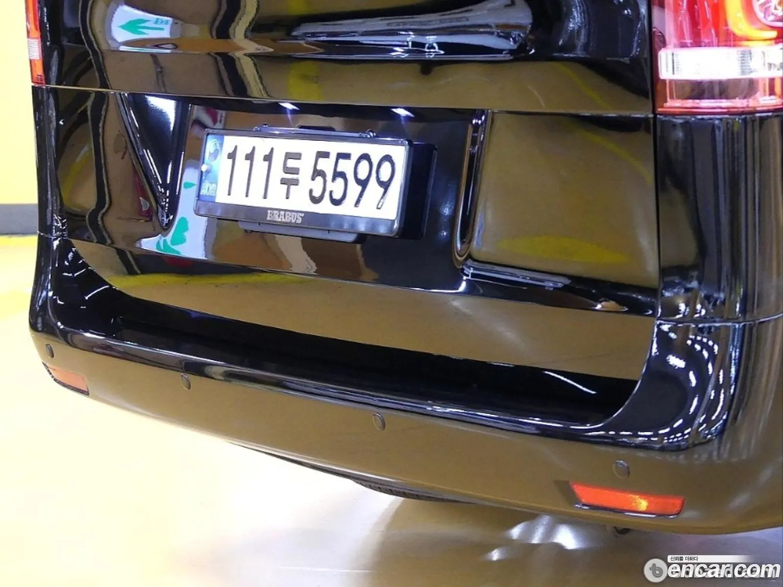 Mercedes-Benz V-Class 2020 — 13