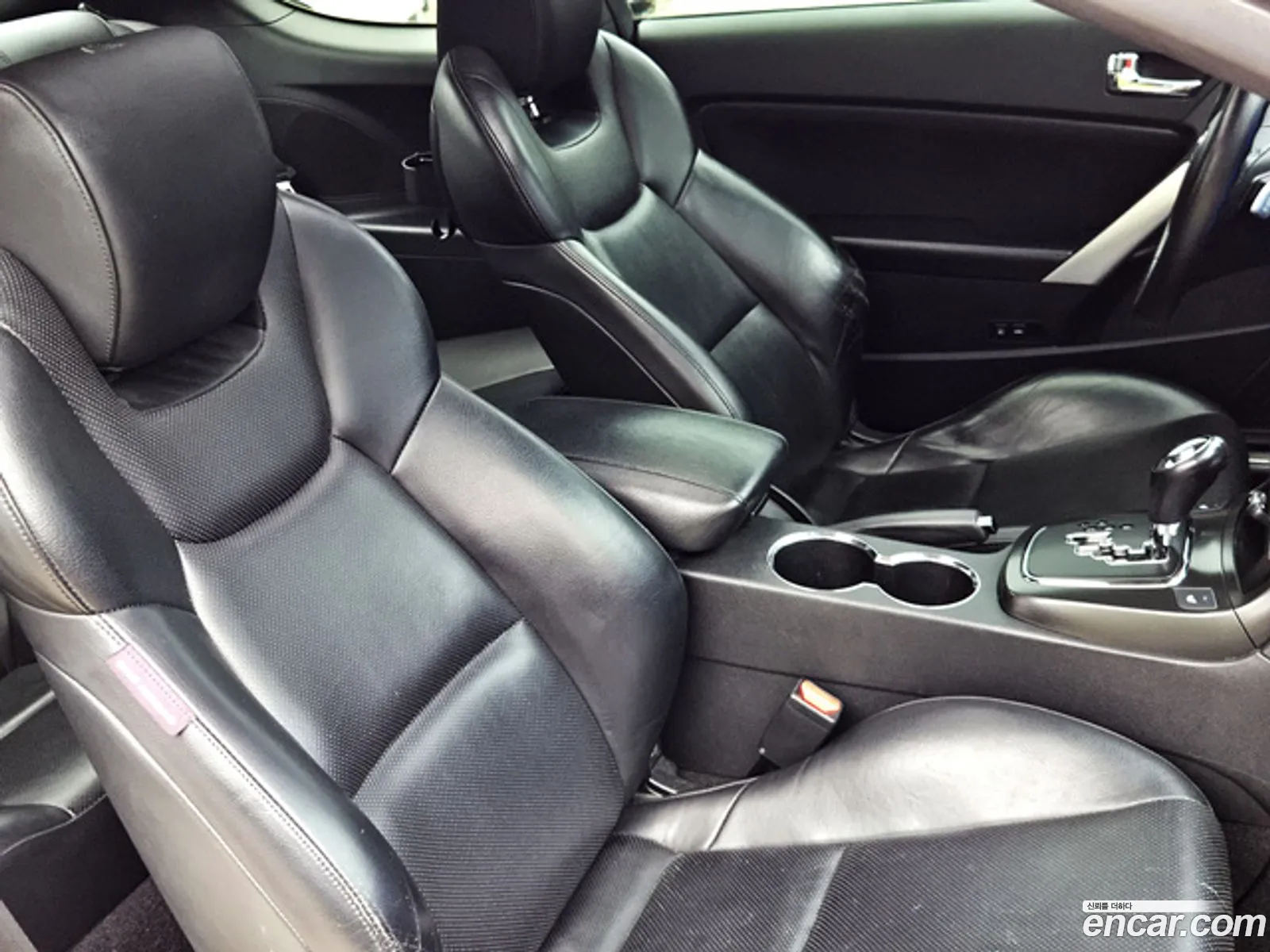 Hyundai Genesis Coupe 2010 — 6